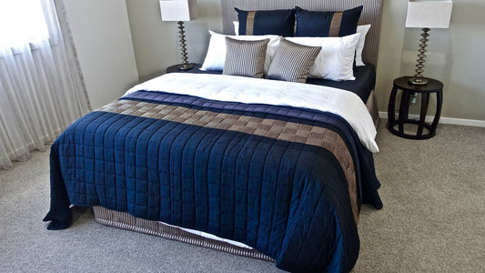 The Art of Layering: Tips for Designing a Luxurious Bed with Multiple Bedding Pieces - MALAKO