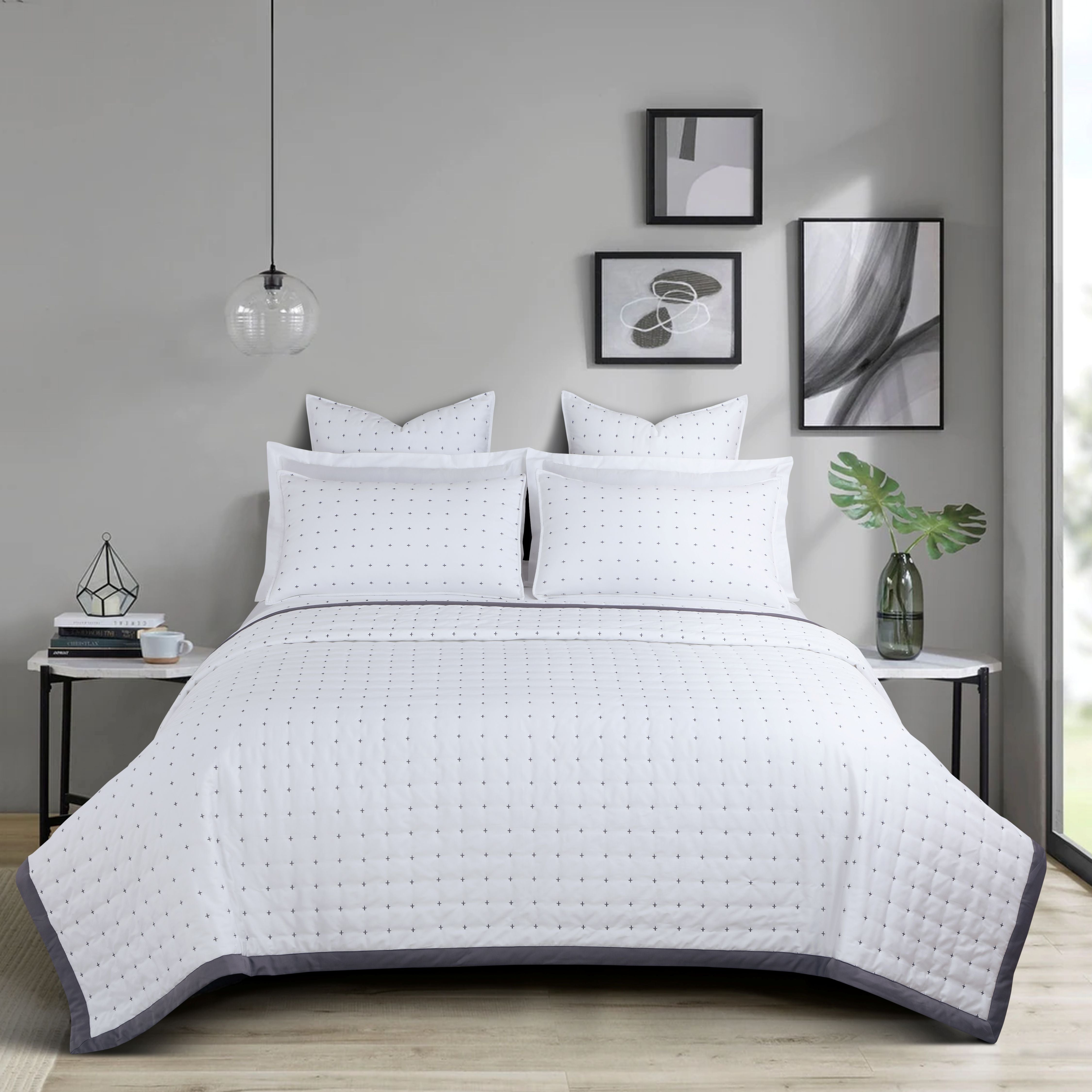 Malako Luxe 550 TC 100% Cotton White Solid King Size Bedspread Set