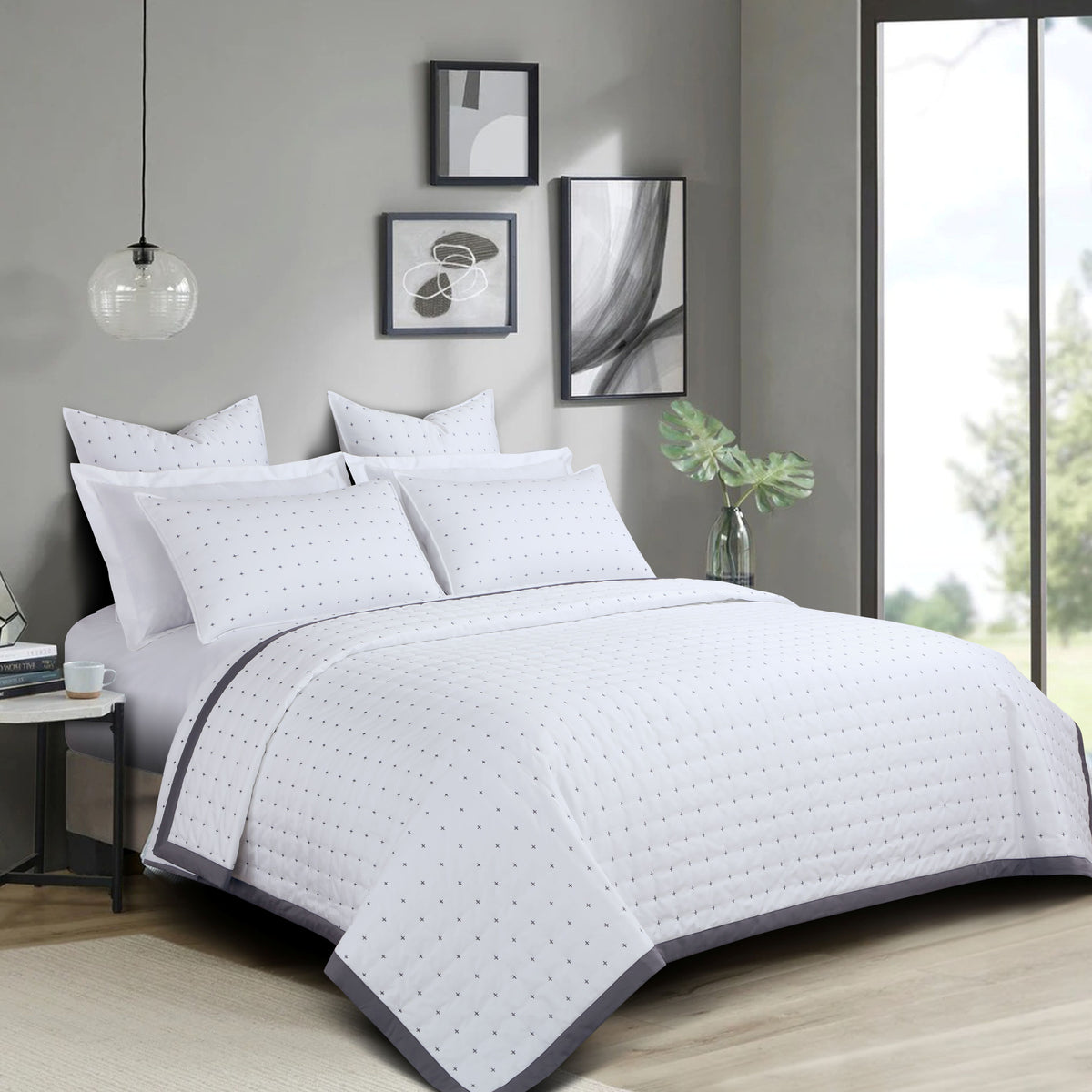 Malako Luxe 550 TC 100% Cotton White Solid King Size Bedspread Set