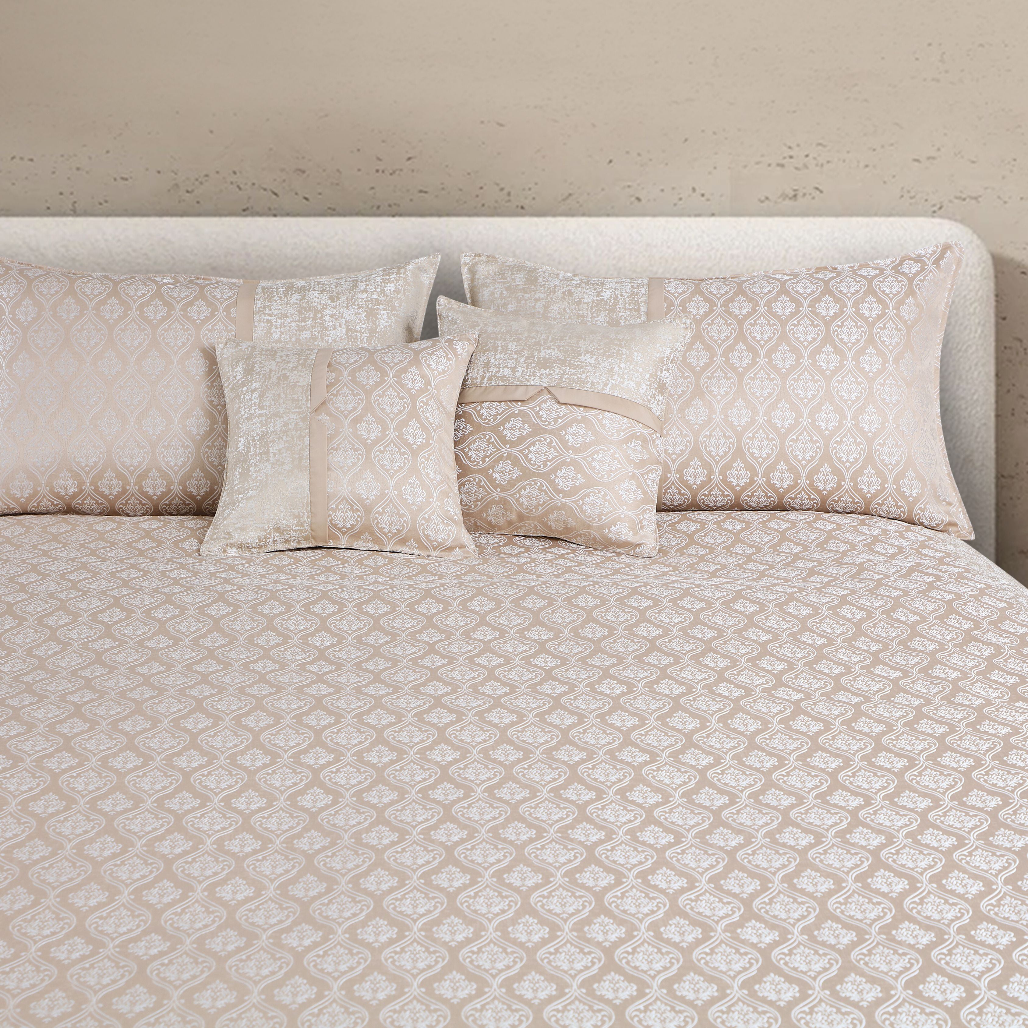 Malako Almond Beige Jacquard King Size 5 Piece Bedspread Set
