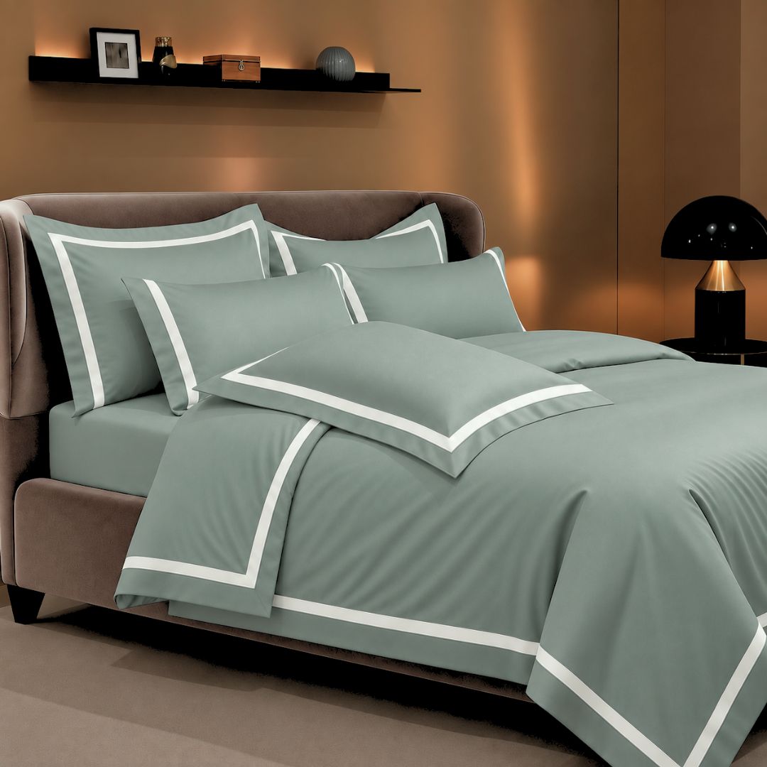 Malako Luxe Striped 550TC Olive Green 100% Cotton Super King Size Duvet Cover Set with Bedsheet and 4 Pillow Covers