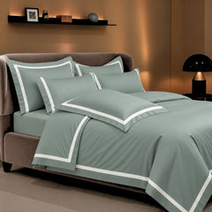 Malako Luxe Striped 550TC Olive Green 100% Cotton Super King Size Duvet Cover Set with Bedsheet and 4 Pillow Covers