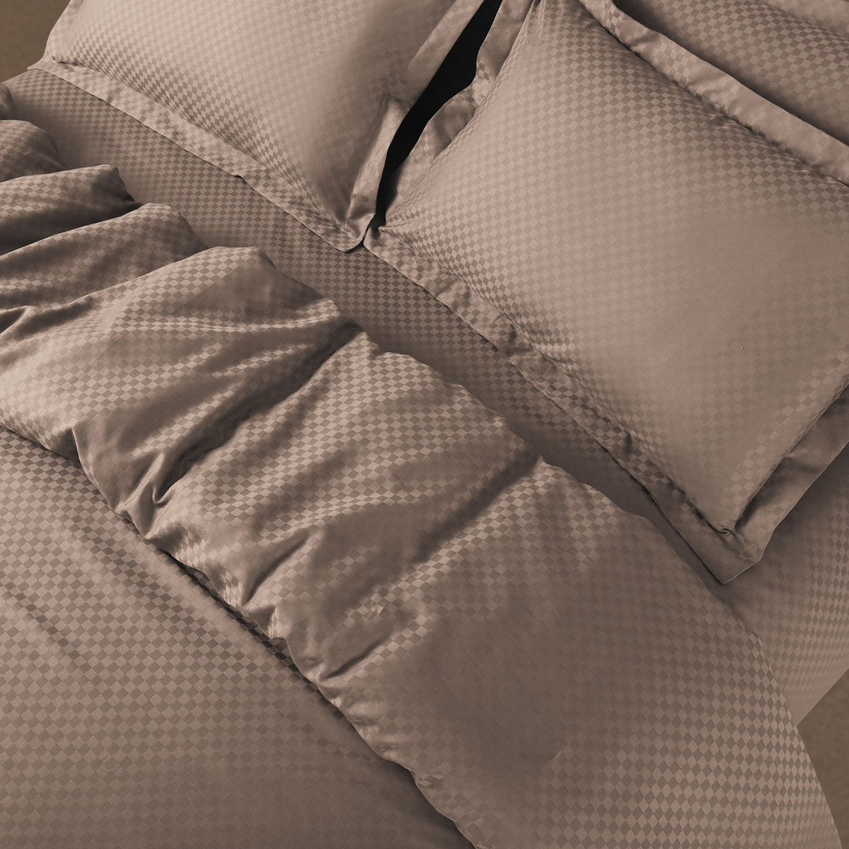 Malako Lyon Jacquard Taupe Brown Checks 100% Cotton King Size Bed Sheet with 2 Pillow Covers