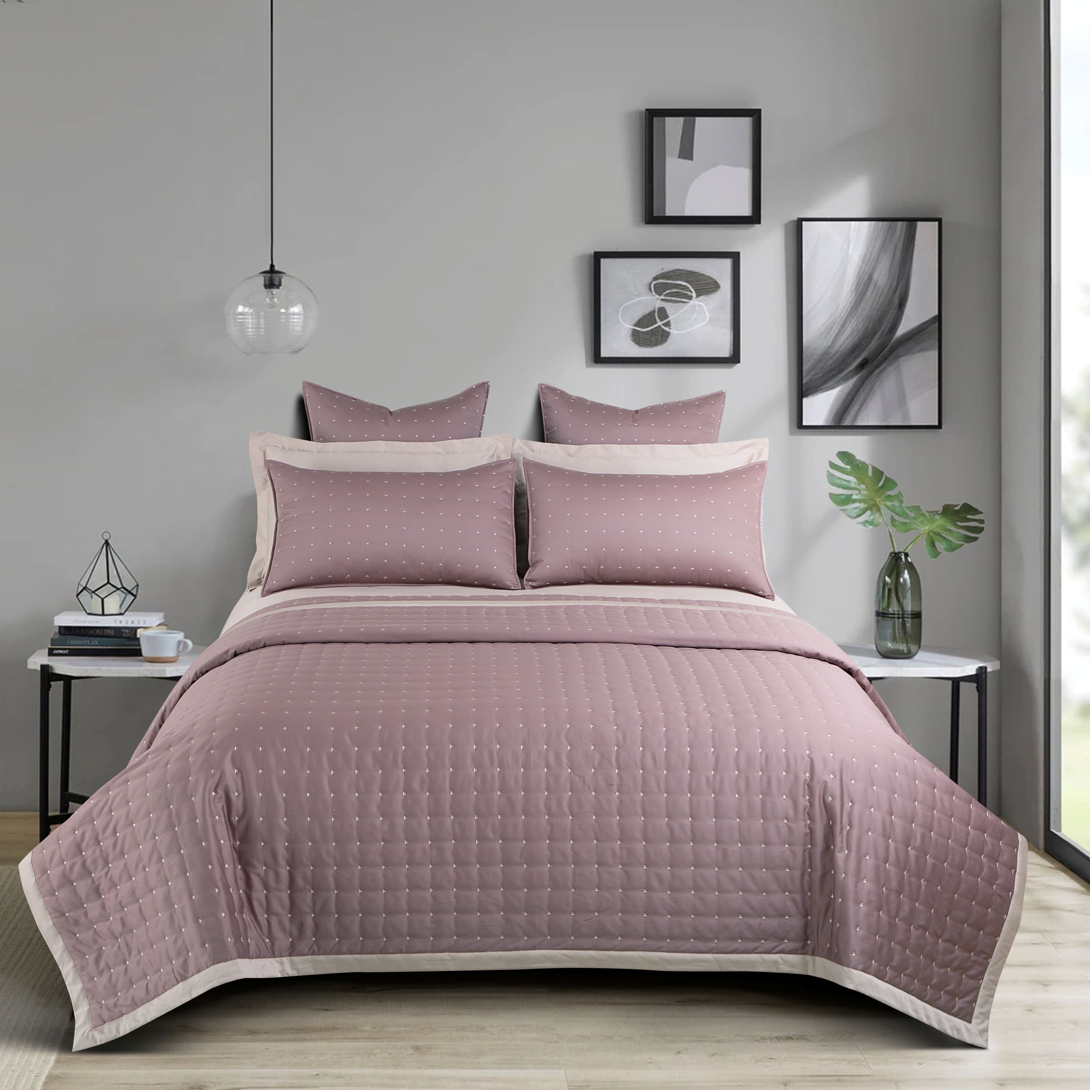 Malako Luxe 550 TC 100% Cotton Wine Solid King Size Bedspread Set