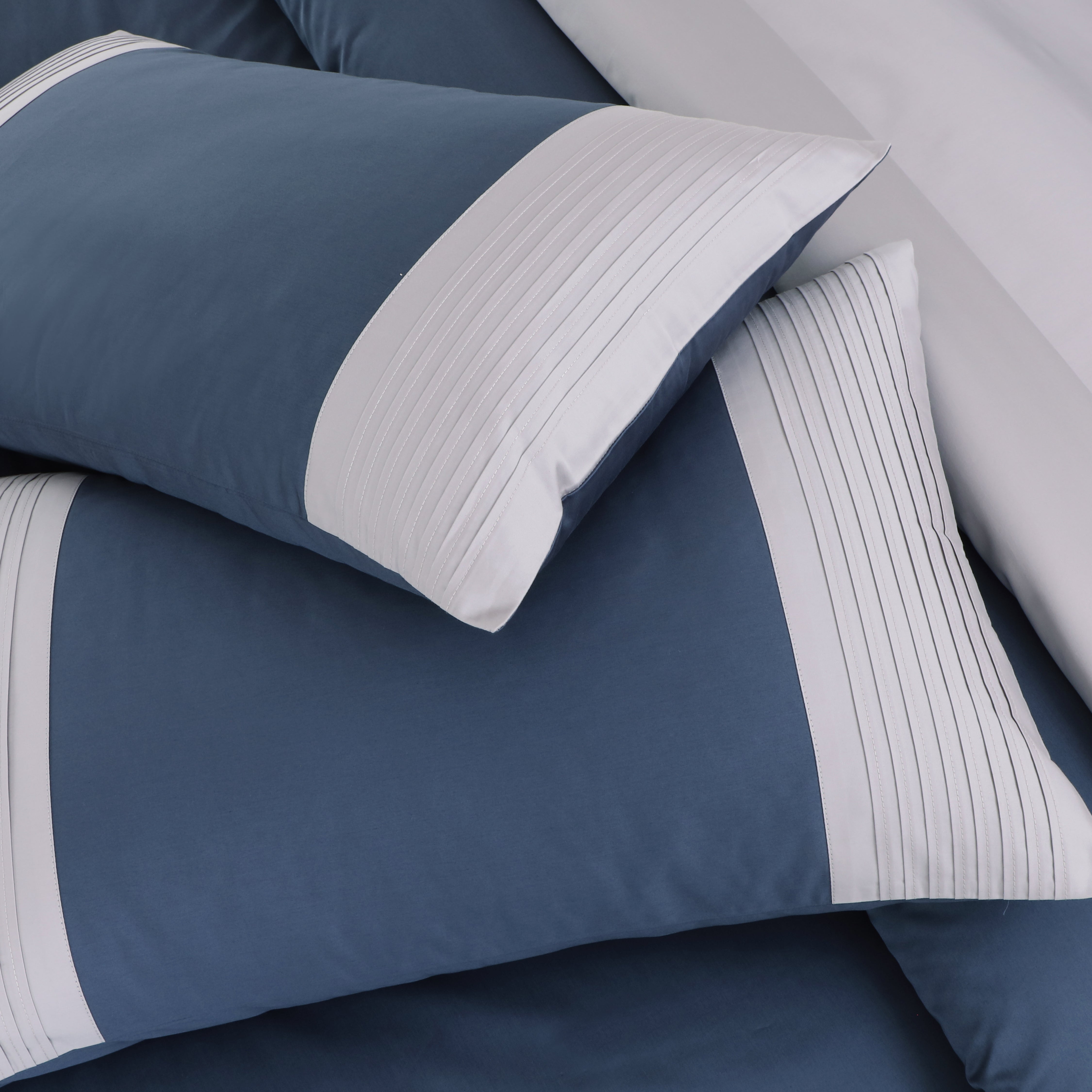 Malako Luxe Pintex 100% Cotton King Size 7 Piece Duvet Cover Set-Majolica Blue