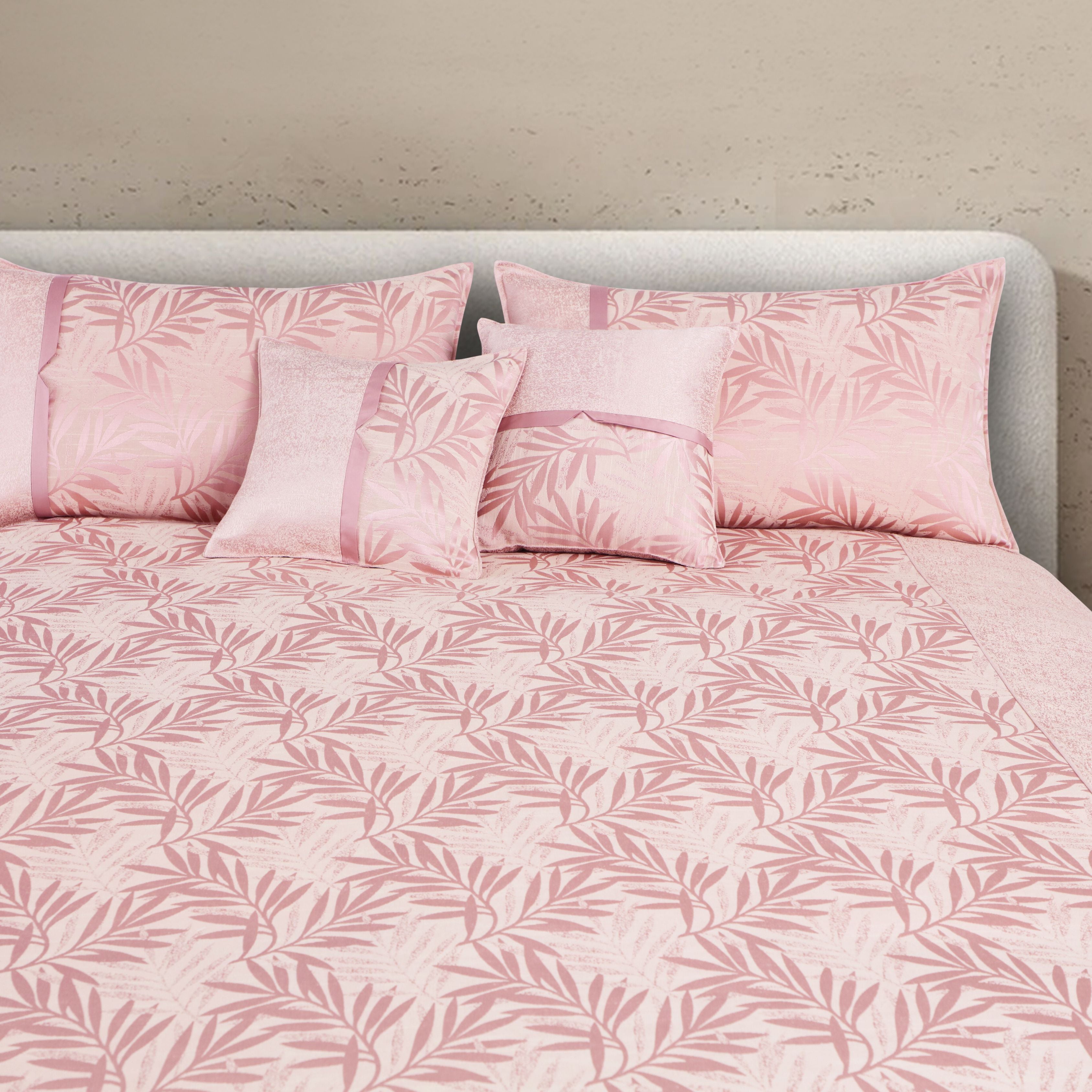Malako Pink Jacquard King Size 5 Piece Bedspread Set