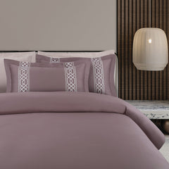 Malako Luxe Stitch & Dream: 550 TC Wine/Mauve Premium Embroidered Bedding