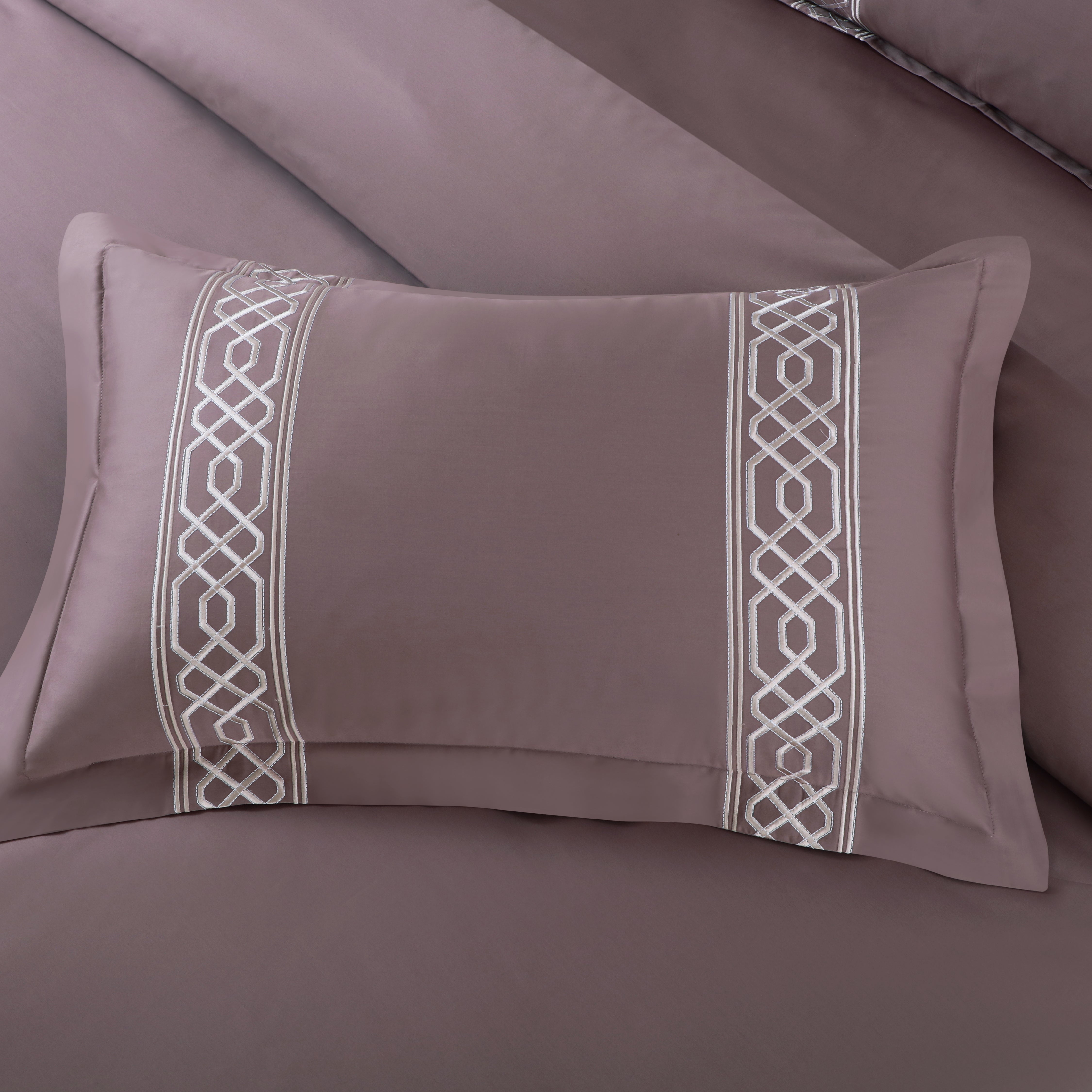 Malako Luxe Stitch & Dream: 550 TC Wine/Mauve Premium Embroidered Bedding
