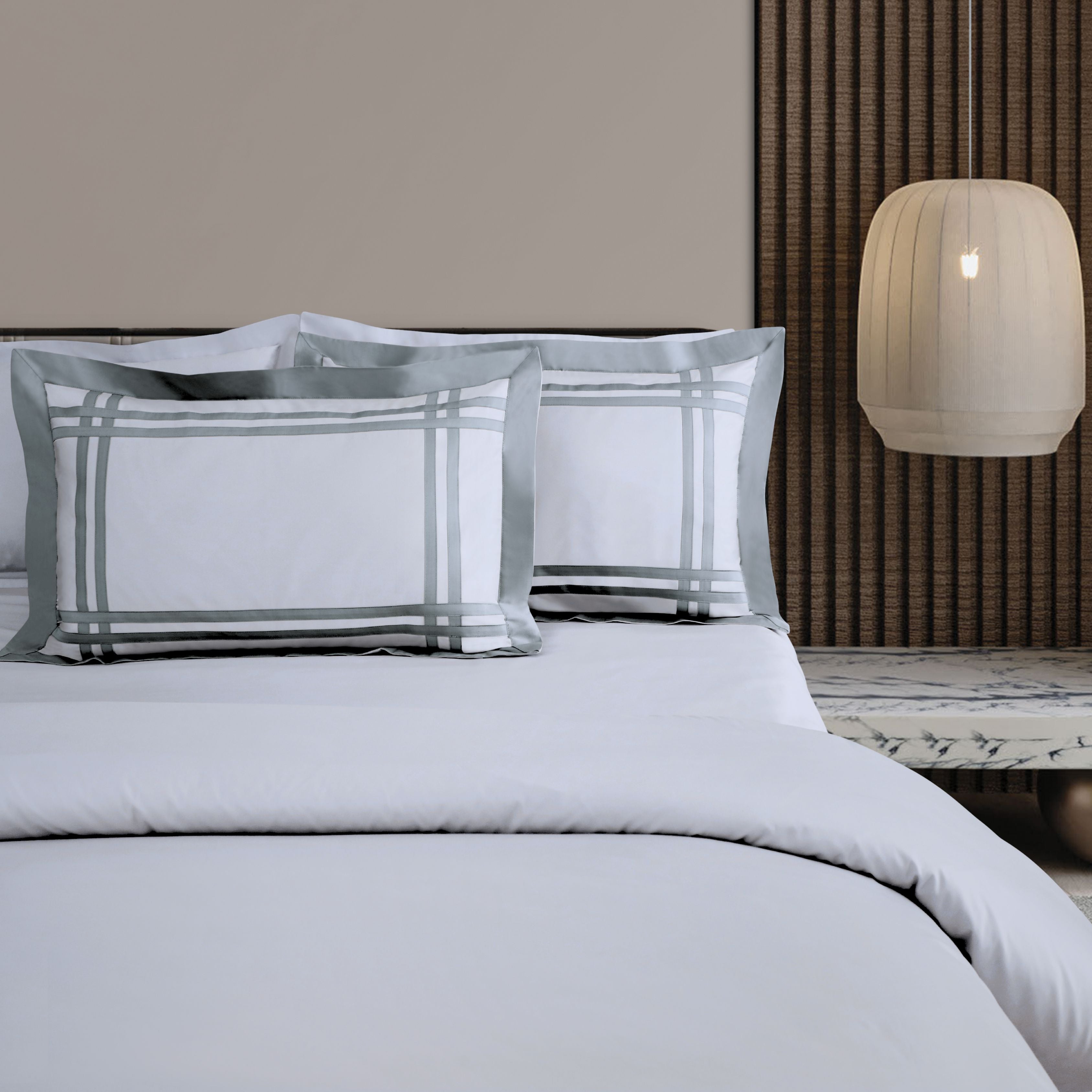 Malako Luxe: Bodo Collection 550TC Silver Grey 100% Cotton Super King Size Bedding