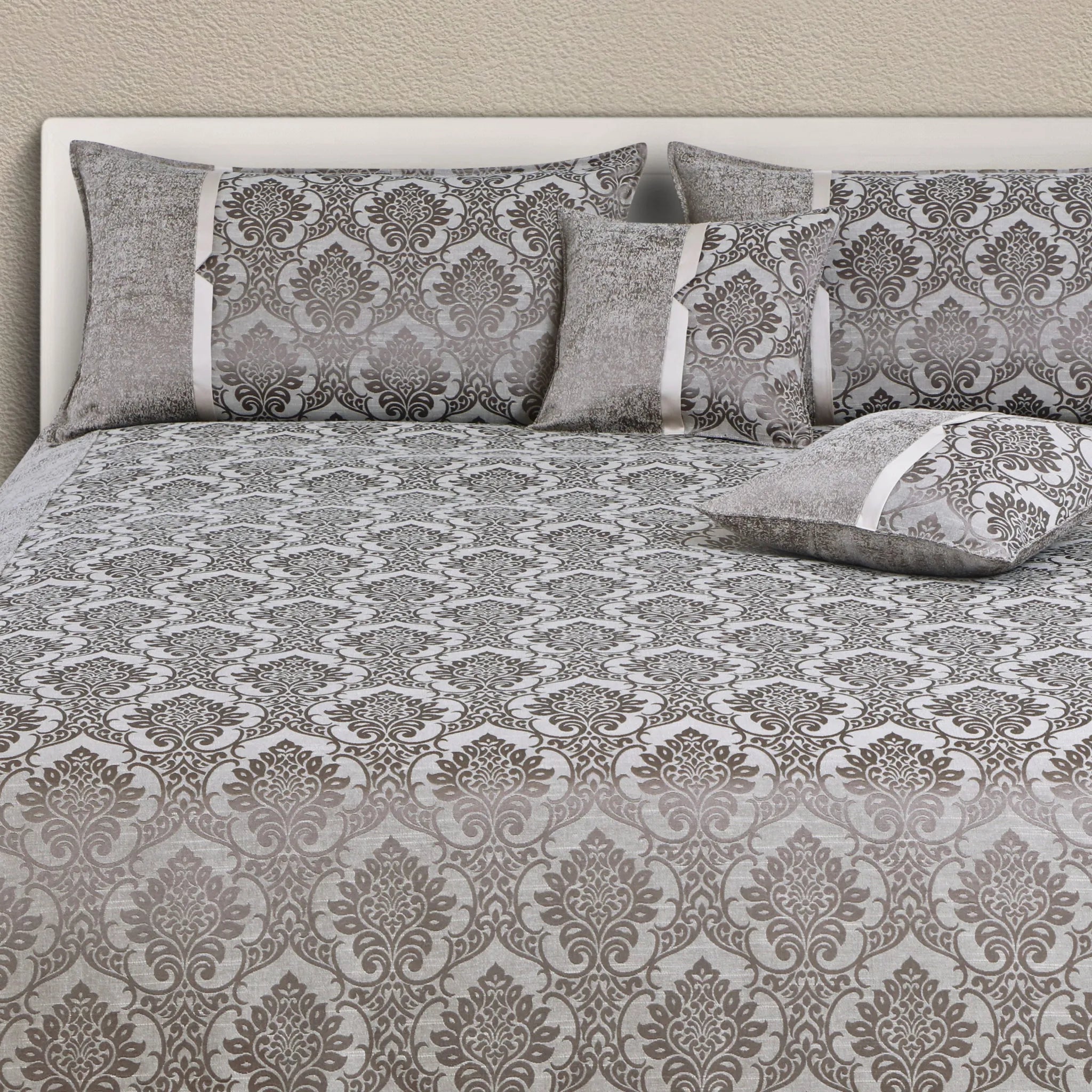 5 Piece Polycotton Jacquard Bedspread – Malako India