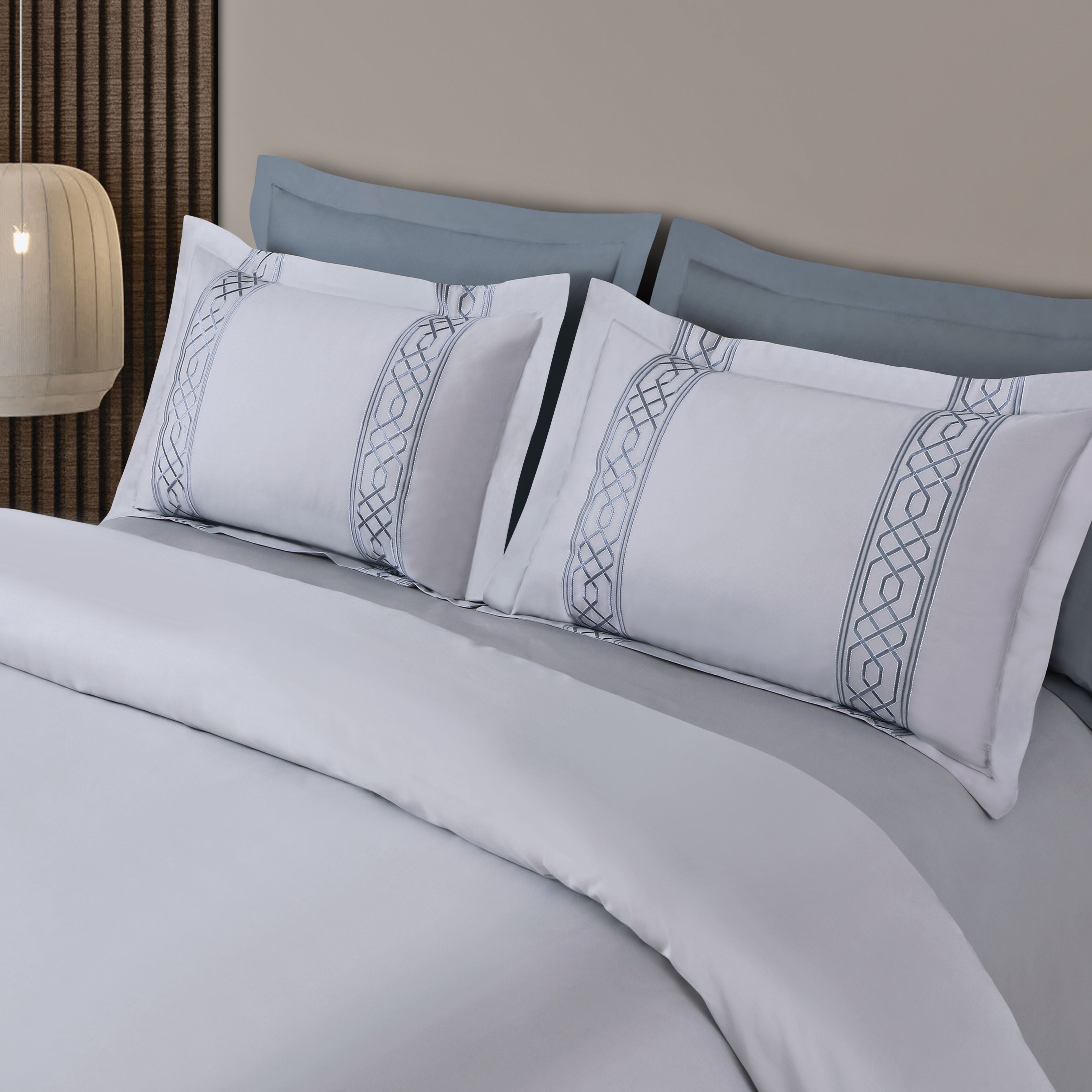 Malako Luxe Stitch & Dream: 550 TC Silver Grey Premium Embroidered Bedding