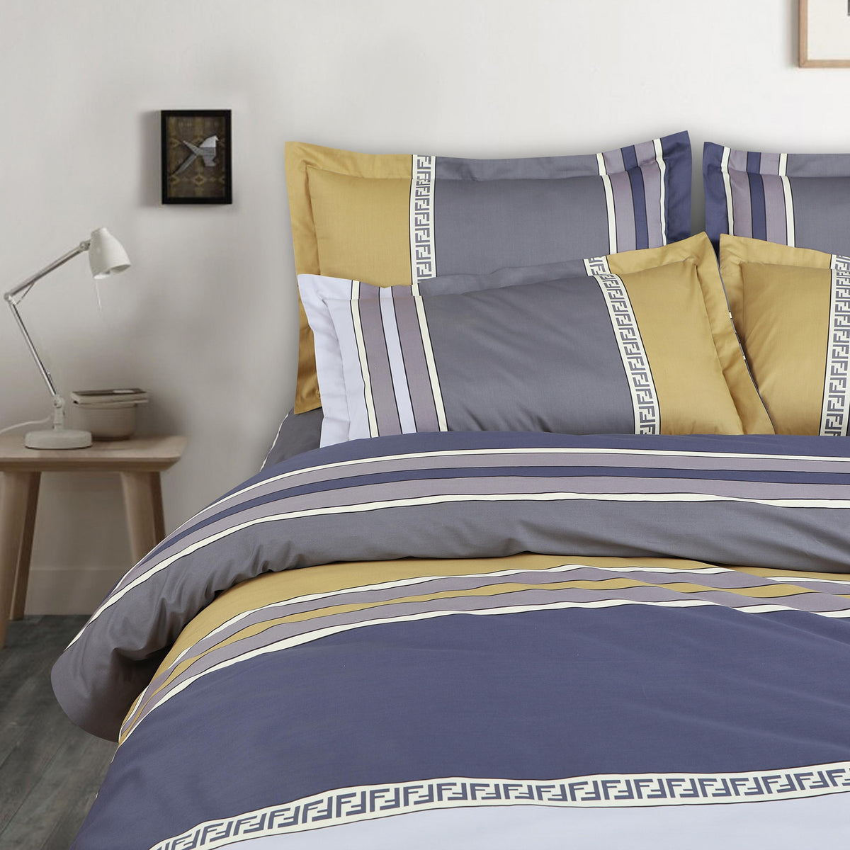 Malako Royale XL Blue & Yellow Abstract King Size 100% Cotton Bedsheet/Bedding Set