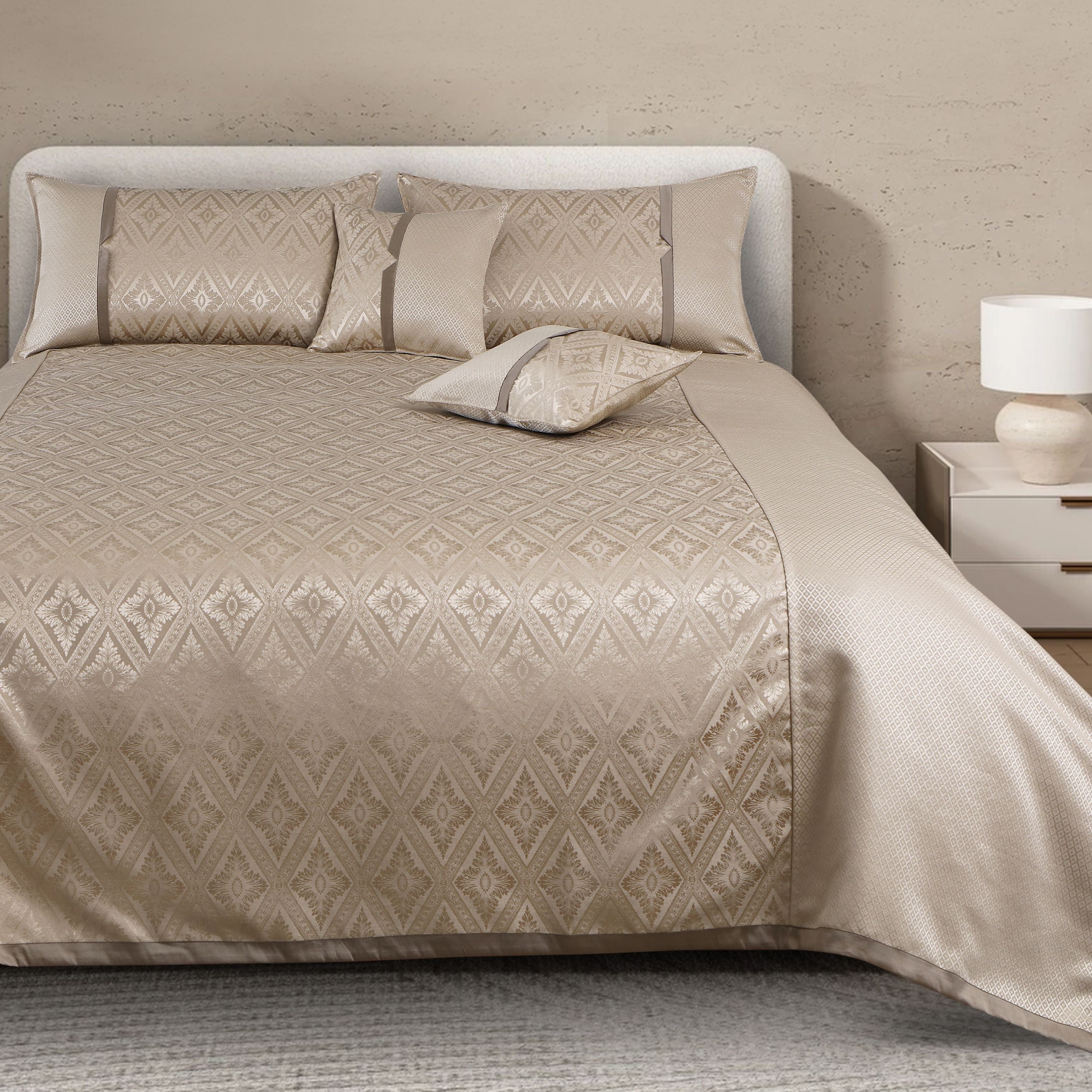 Malako Beige Jacquard King Size 5 Piece Bedspread Set