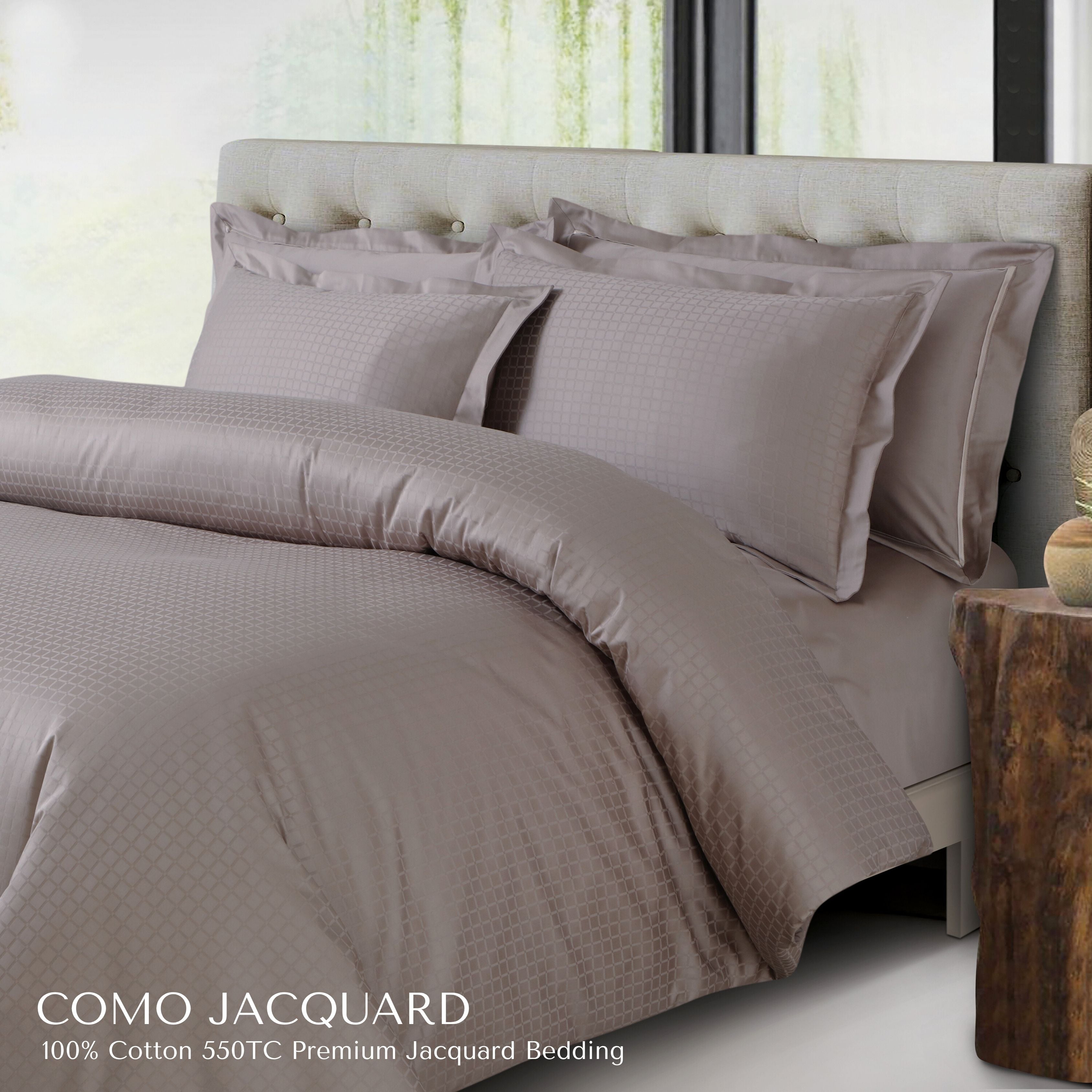 Malako Como Jacquard Checkered 550 TC 100% Cotton King Size Bedding