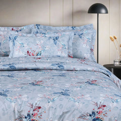 Blue floral cotton king size bedsheet and quilted comforter