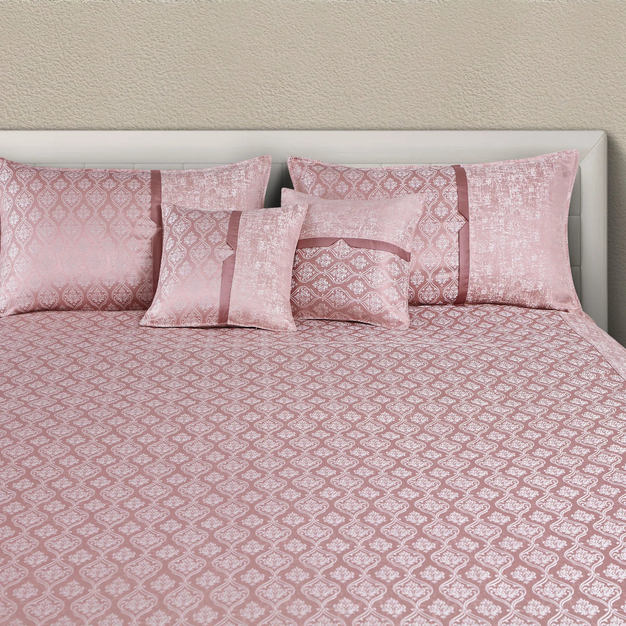 Buy Jacquard Bedcover Online India – Malako Pink
