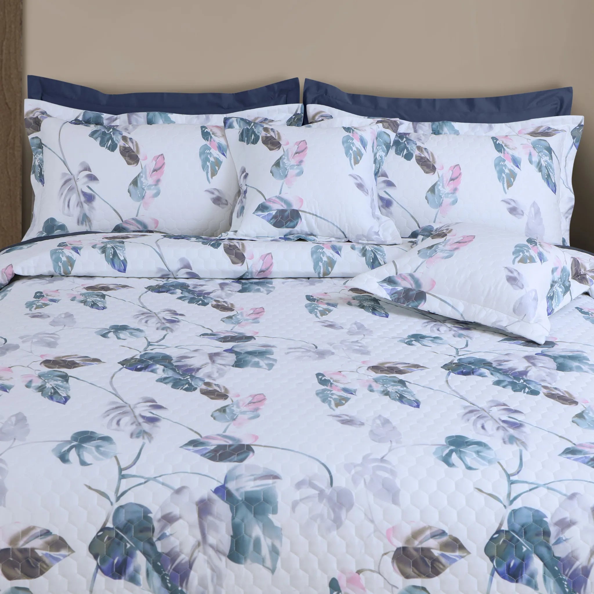 Cotton quilted bedcover with pillow and cushion covers – white