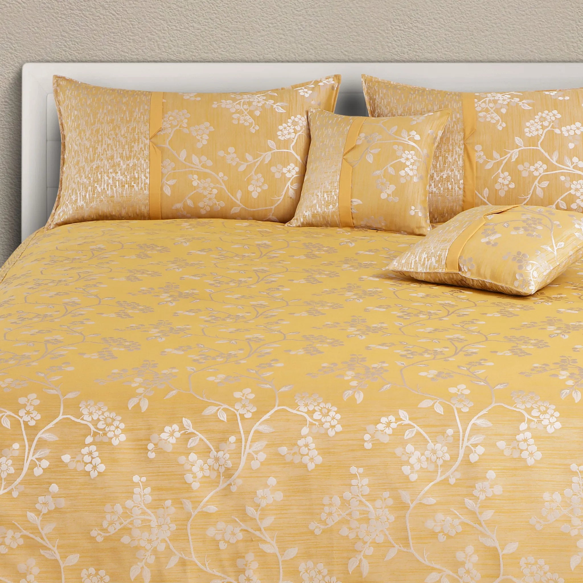 Floral Jacquard 5 Piece Bedcover with Pillow & Cushion Covers