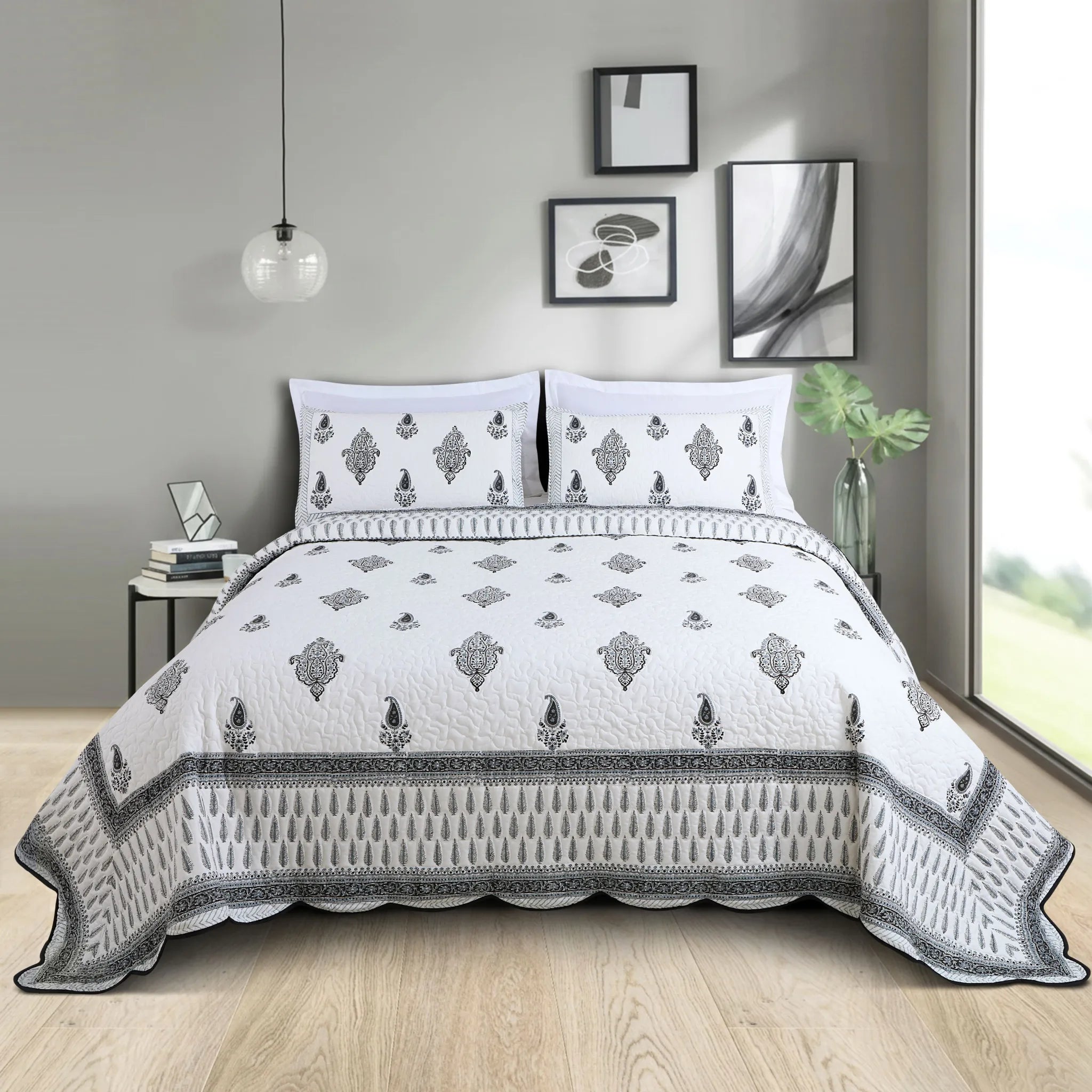 Heritage Weave White Quilted Bedding Set India