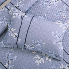 Lightweight breathable grey cotton quilted bedspread