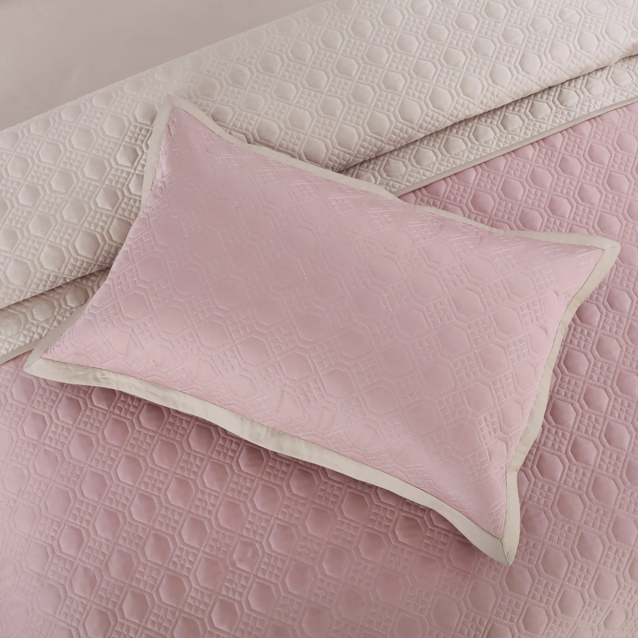 Malako Luxe 550 TC 100% Cotton Blush Pink & Beige Solid King Size Reversible Bedspread Set