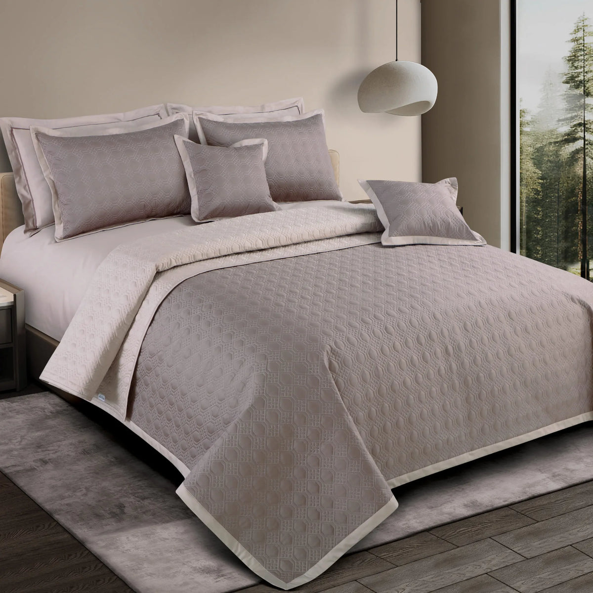 Malako Luxe 550 TC 100% Cotton Taupe & Beige Solid King Size Reversible Bedspread Set
