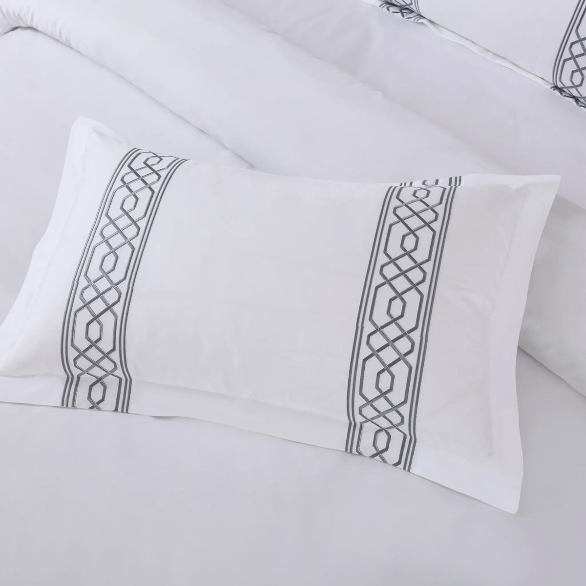 Malako Luxe Stitch & Dream 550 TC White Premium Embroidered Bedding
