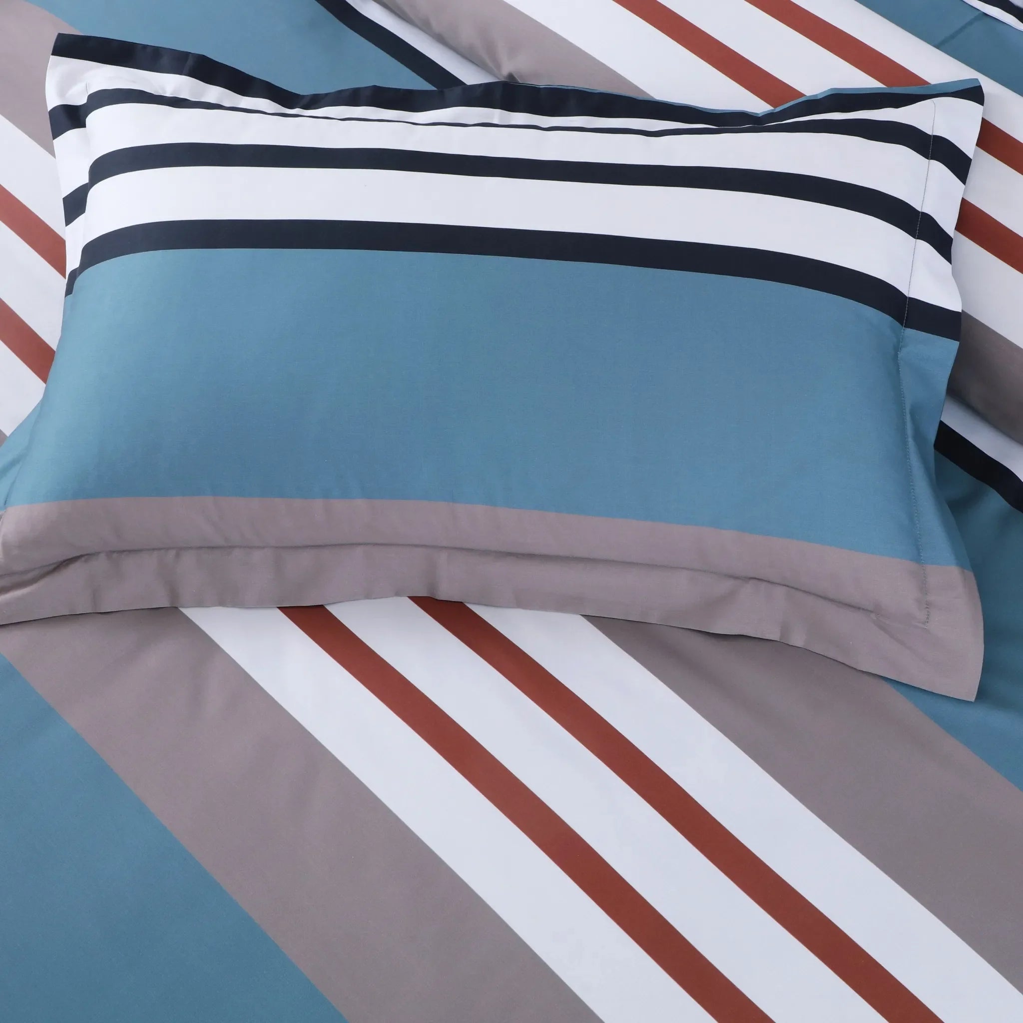 Soft Egyptian cotton striped bedding