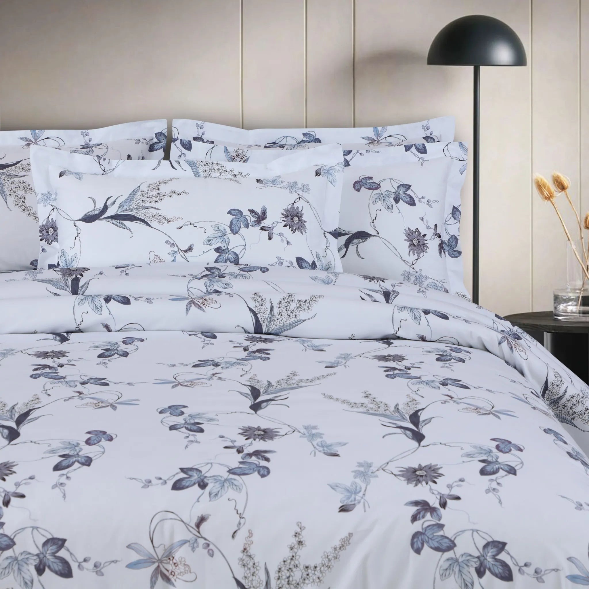 Soft breathable white cotton bedding