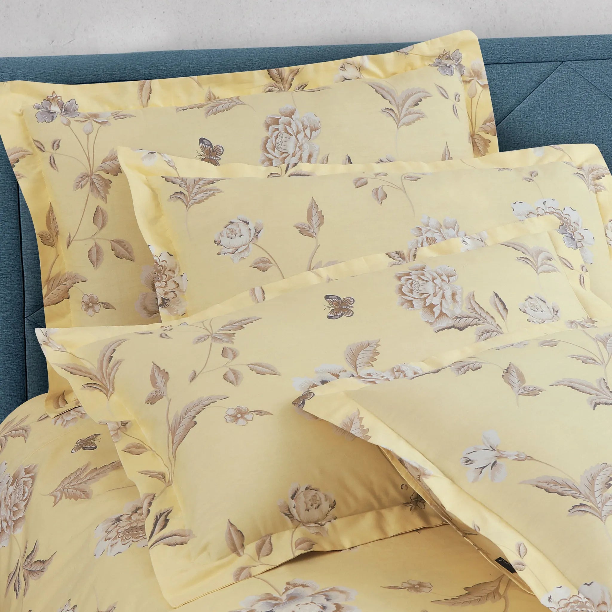 Yellow botanical quilted comforter king size