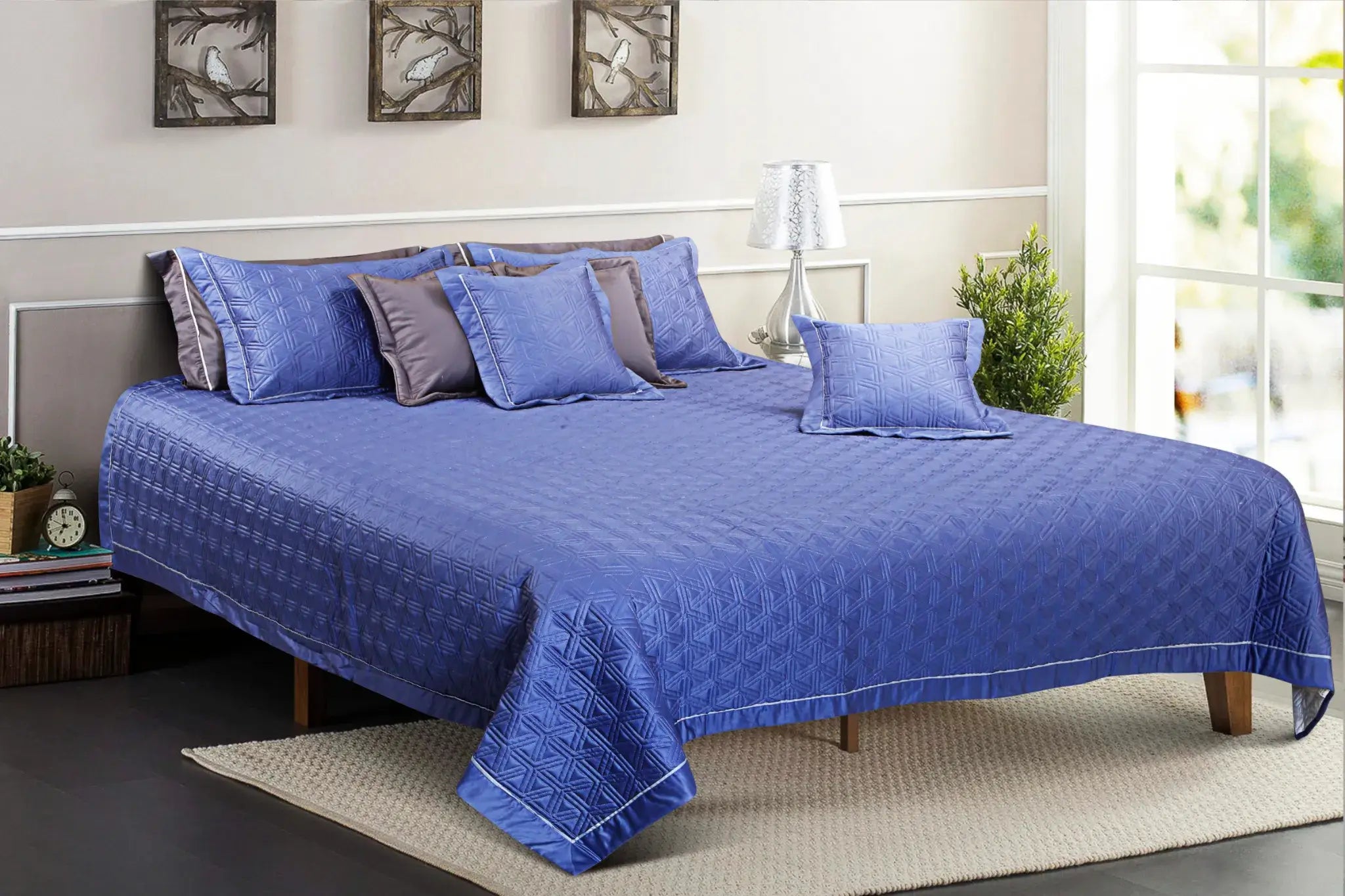 blue-quilted-bedspreads