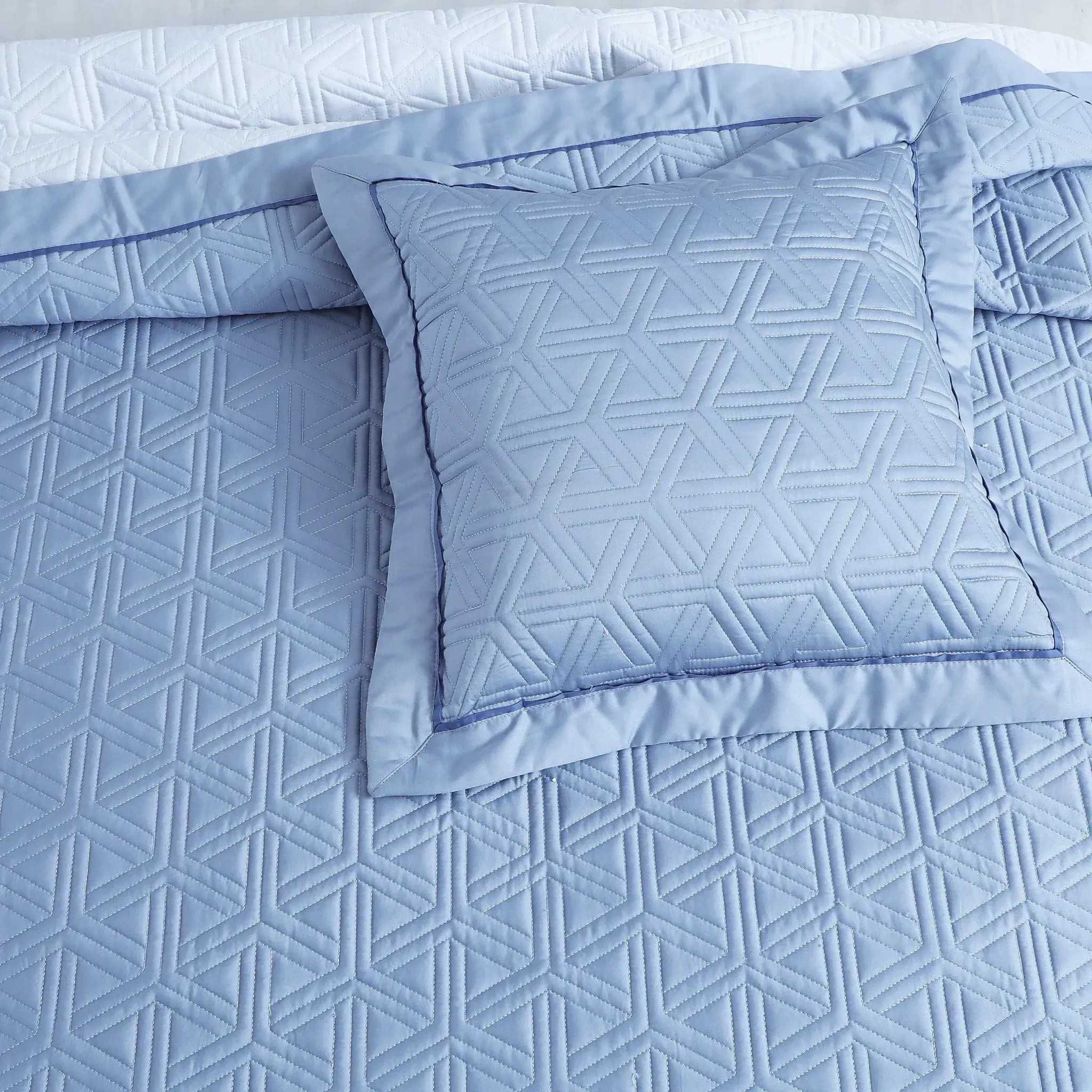 Malako Kairo 500 TC Pigeon Blue Solid King Size 100% Cotton Quilted Bed Cover Set - MALAKO