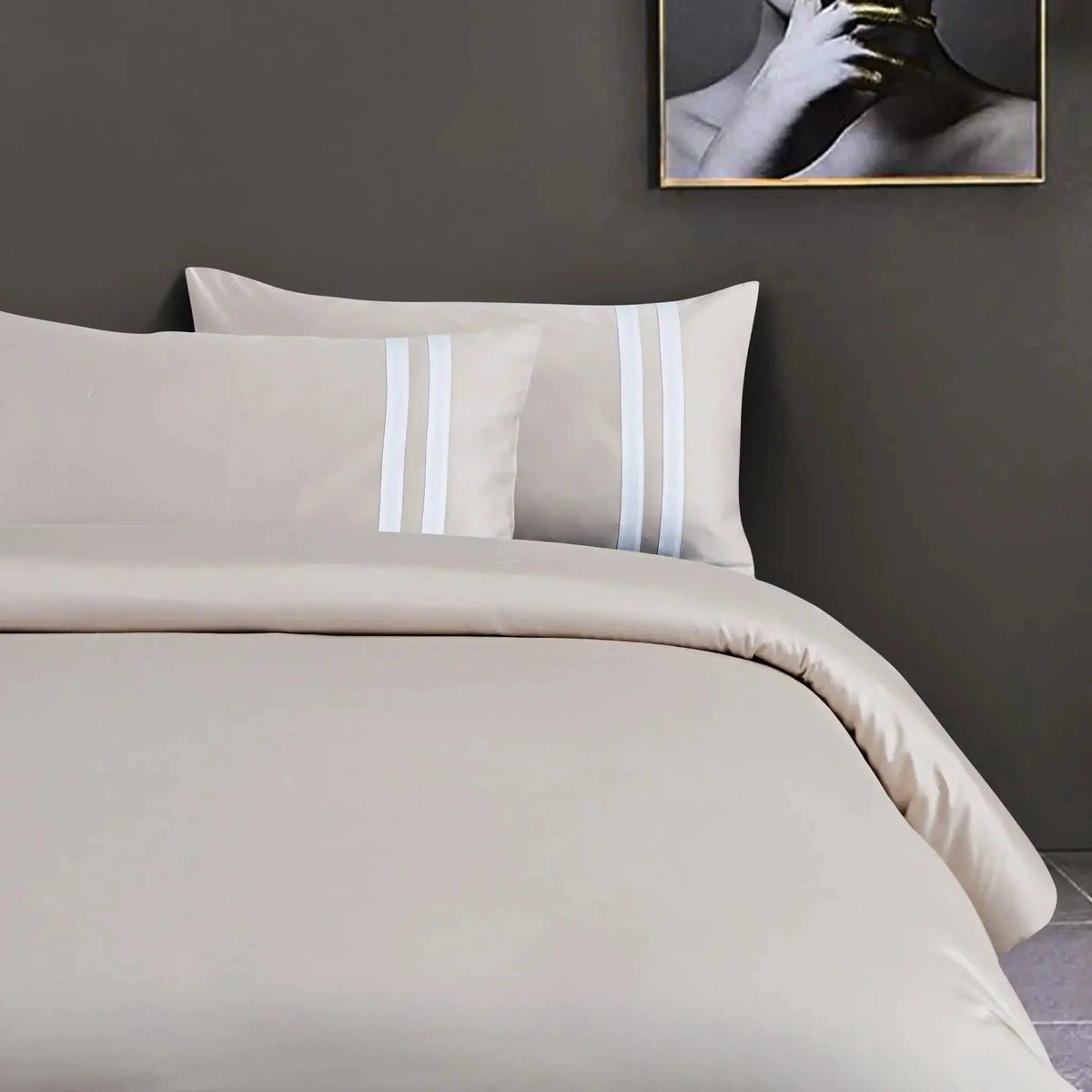 Malako Luxe 550TC 100% Cotton Beige King Size Plain Bedsheet with 2 Striped Pillow Cases