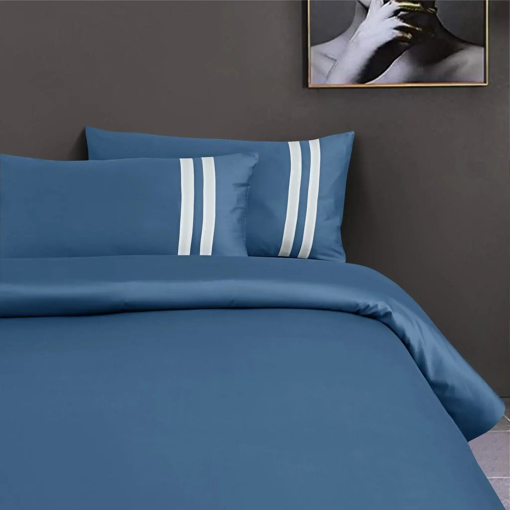 Malako Luxe 550TC 100% Cotton Majolica Blue King Size Plain Bedsheet with 2 Striped Pillow Cases - MALAKO