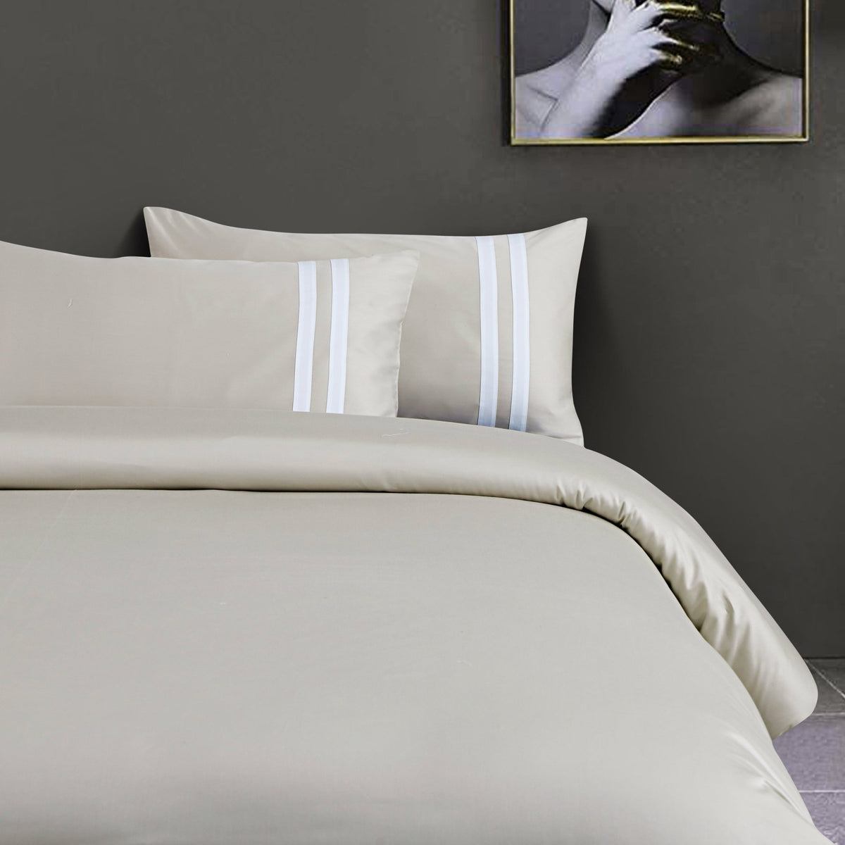 Malako Luxe 550TC 100% Cotton Olive Beige King Size Plain Bedsheet with 2 Striped Pillow Cases - MALAKO