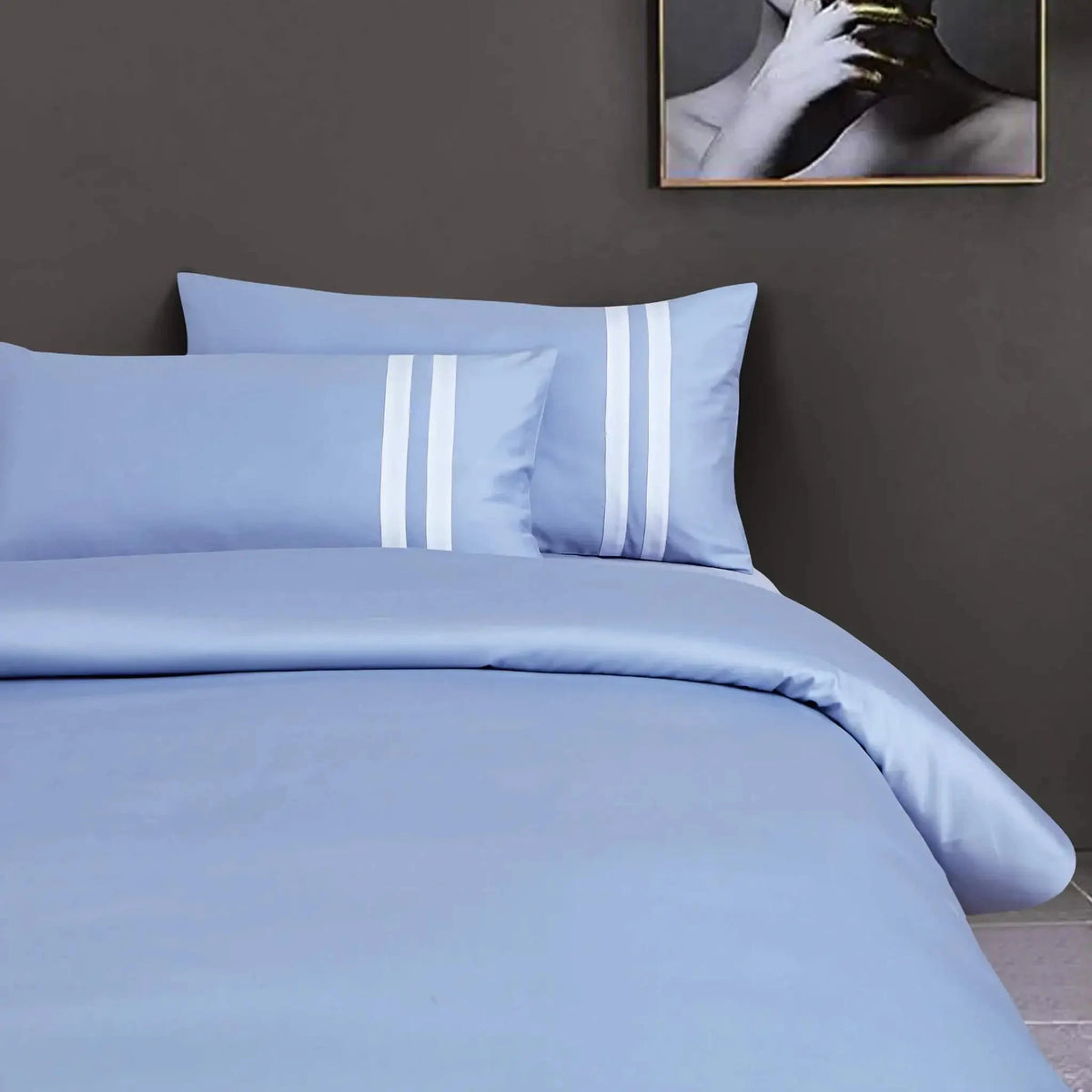 Malako Luxe 550TC 100% Cotton Pigeon Blue King Size Plain Bedsheet with 2 Striped Pillow Cases
