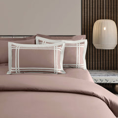 Malako Luxe: Bodo Collection 550TC Mauve/Wine 100% Cotton Super King Size Bedding - MALAKO