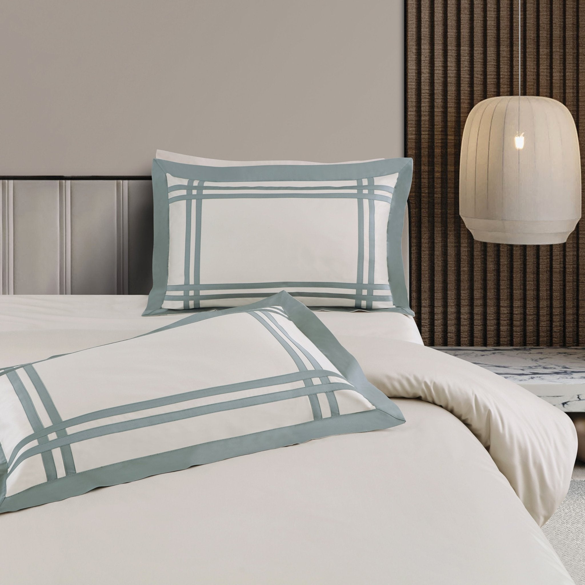 Malako Luxe: Bodo Collection 550TC Olive Beige 100% Cotton Super King Size Bedding - MALAKO