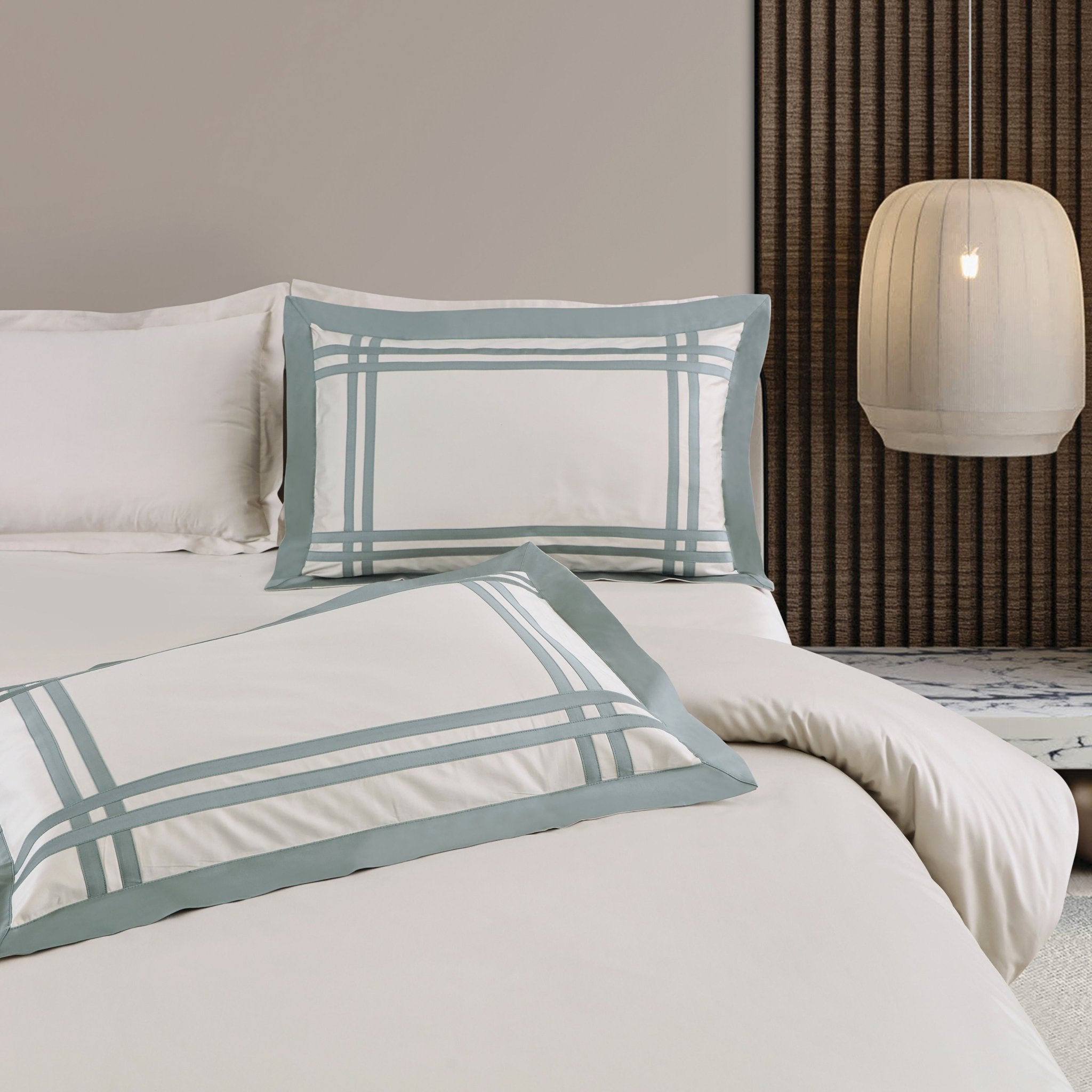 Malako Luxe: Bodo Collection 550TC Olive Beige 100% Cotton Super King Size Bedding - MALAKO