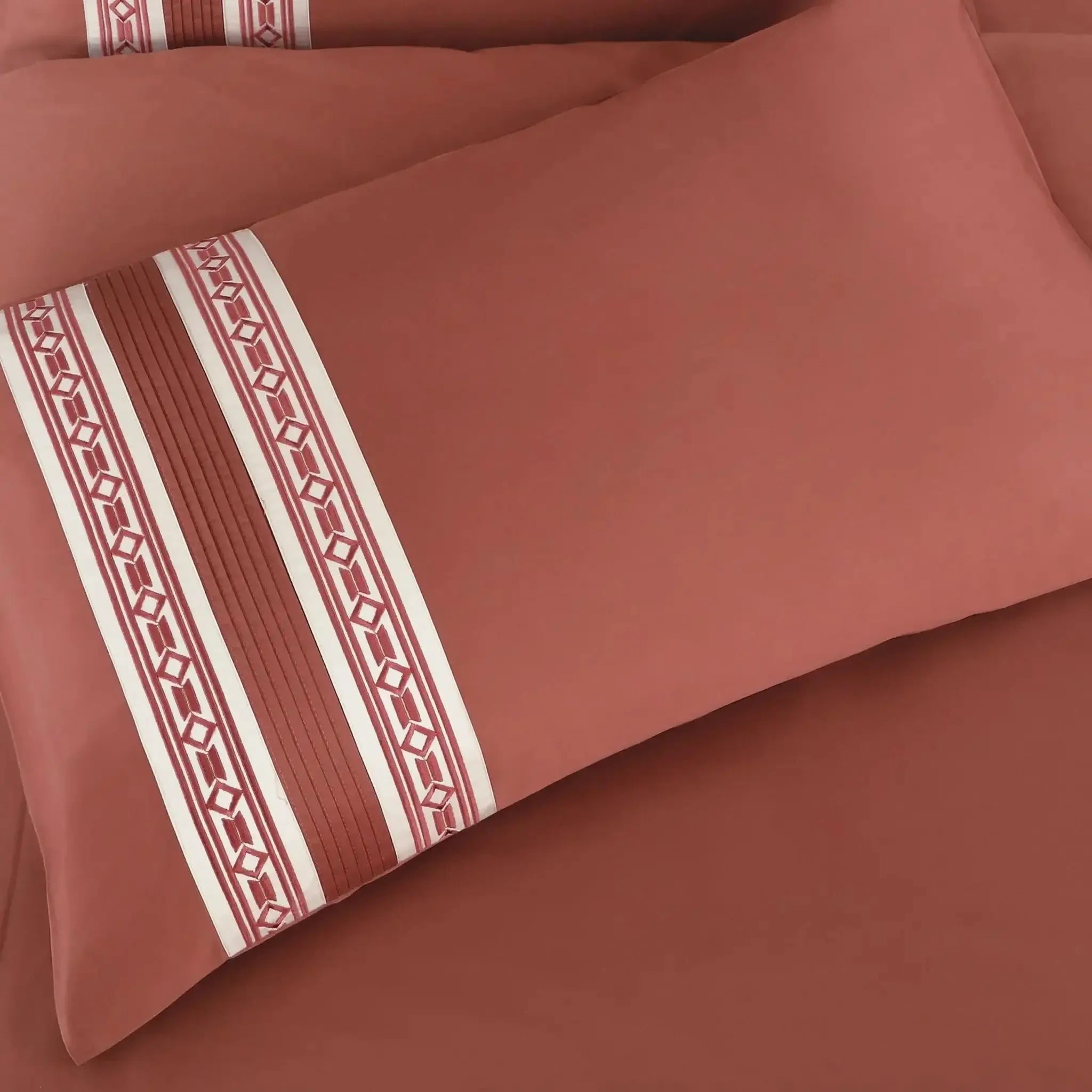 Malako Luxe Collection 550 TC Cedar & Almond Beige Premium Embroidered Bedding