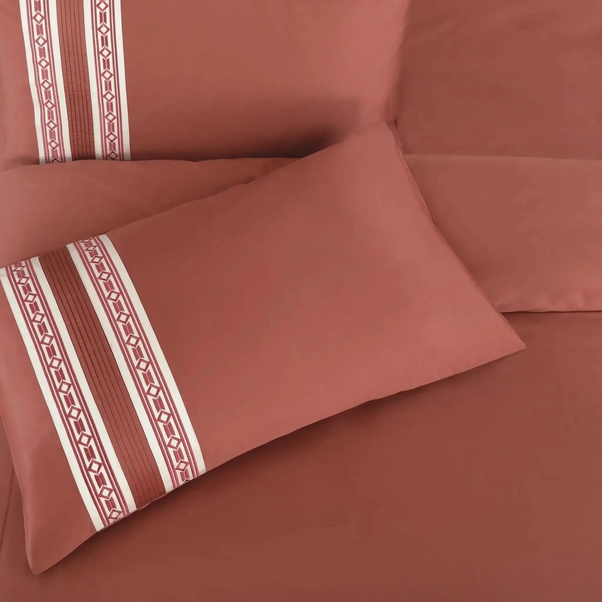 Malako Luxe Collection 550 TC Cedar & Almond Beige Premium Embroidered Bedding