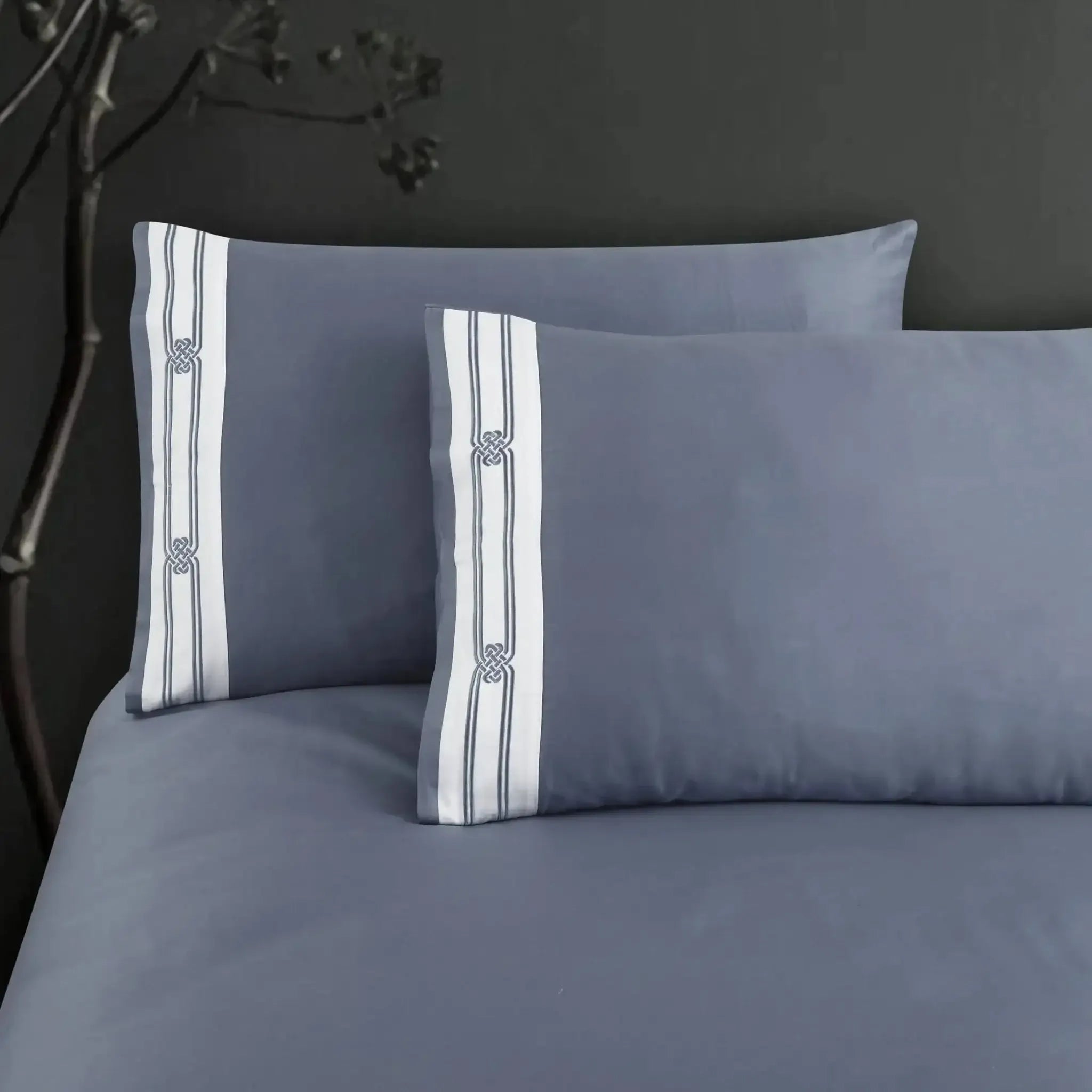 Malako Luxe Collection 550 TC Grey Premium Embroidered Bedding