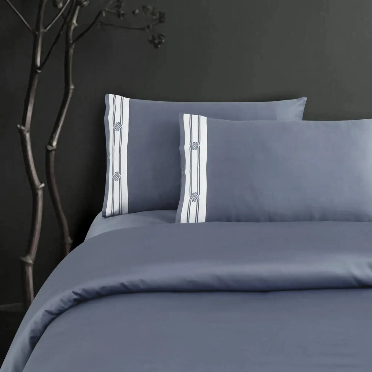 Malako Luxe Collection 550 TC Grey Premium Embroidered Bedding