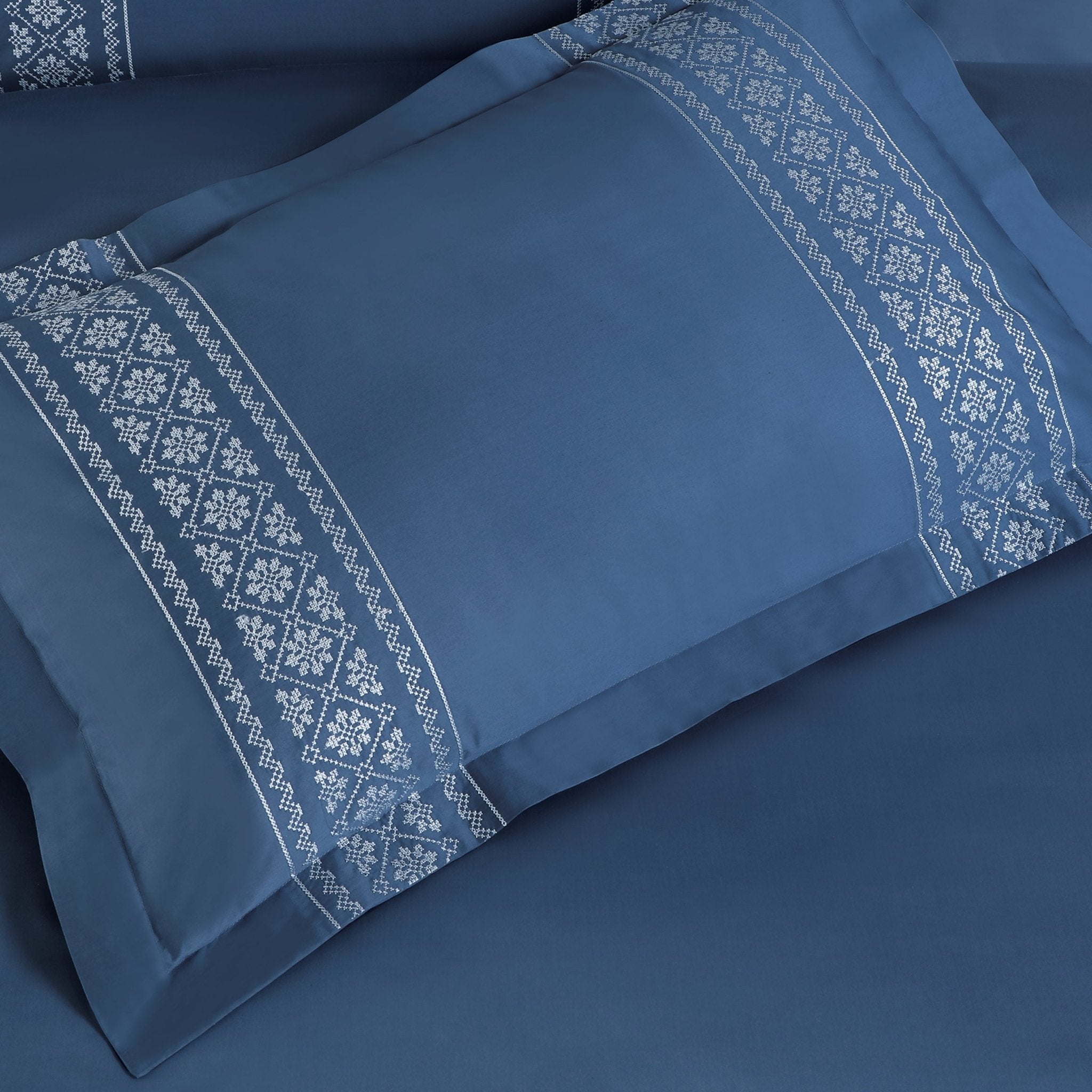 Malako Luxe Collection: 550 TC Legion Blue Premium Embroidered Bedding - MALAKO