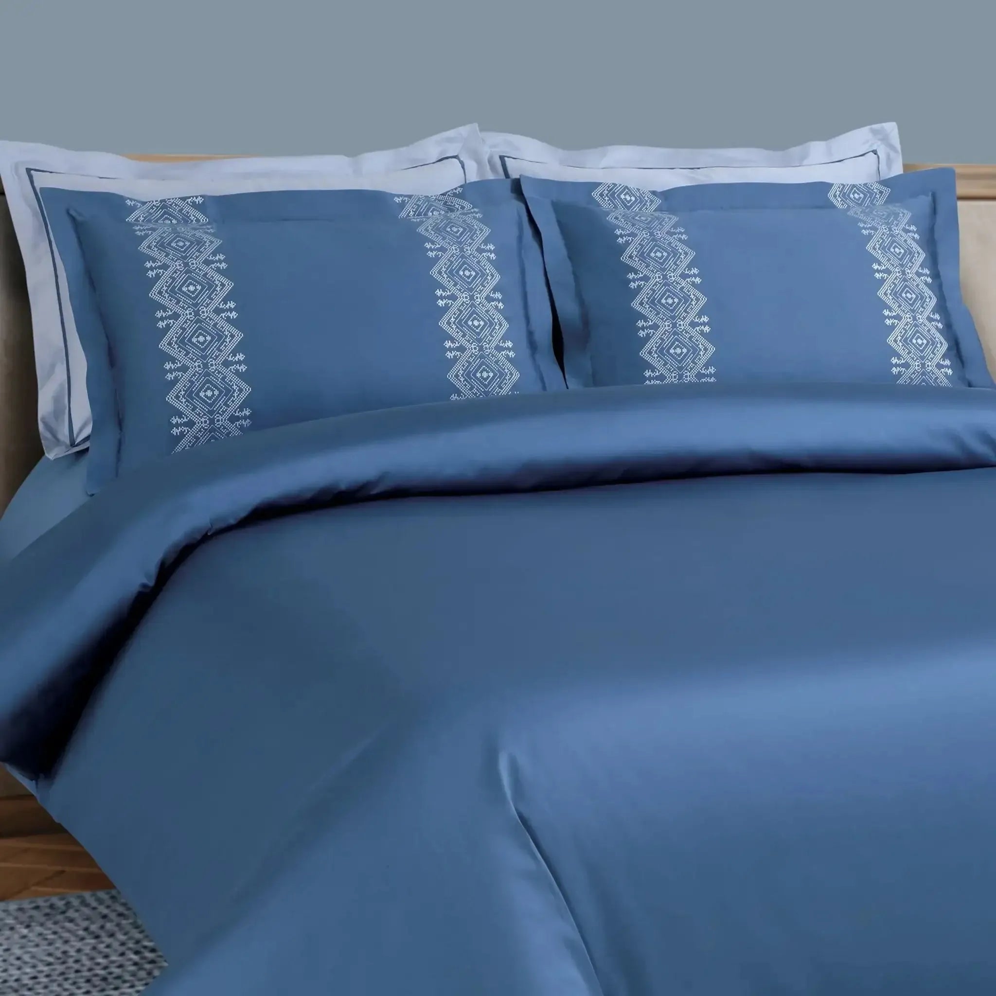Malako Luxe Collection 550 TC Legion Blue Premium Embroidered Bedding