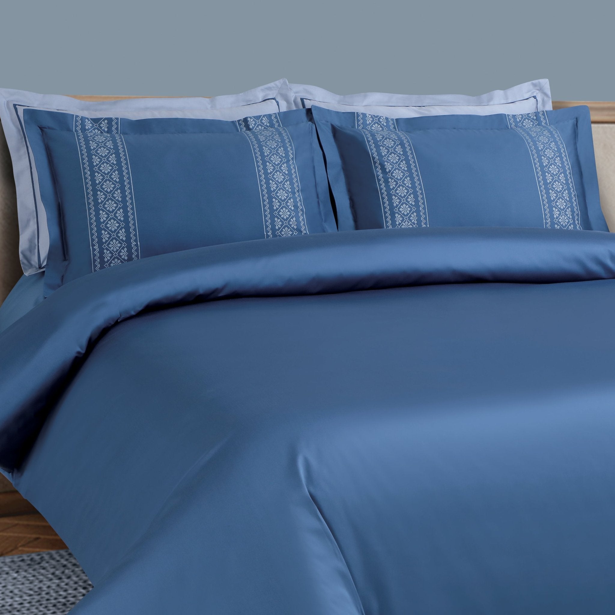 Malako Luxe Collection: 550 TC Legion Blue Premium Embroidered Bedding - MALAKO