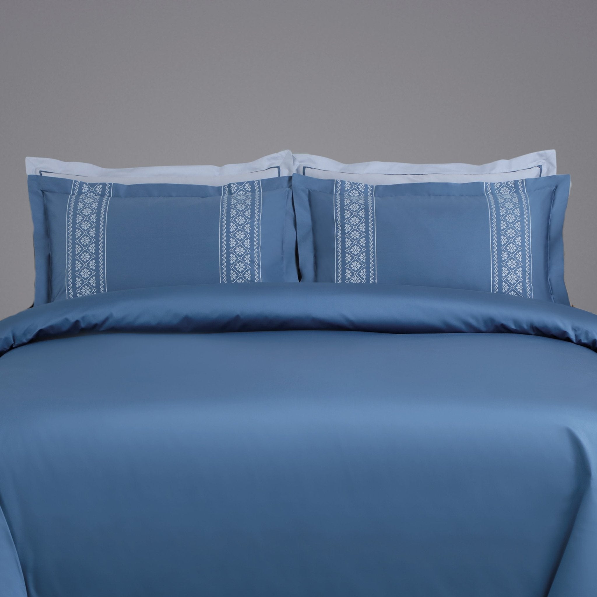 Malako Luxe Collection: 550 TC Legion Blue Premium Embroidered Bedding - MALAKO
