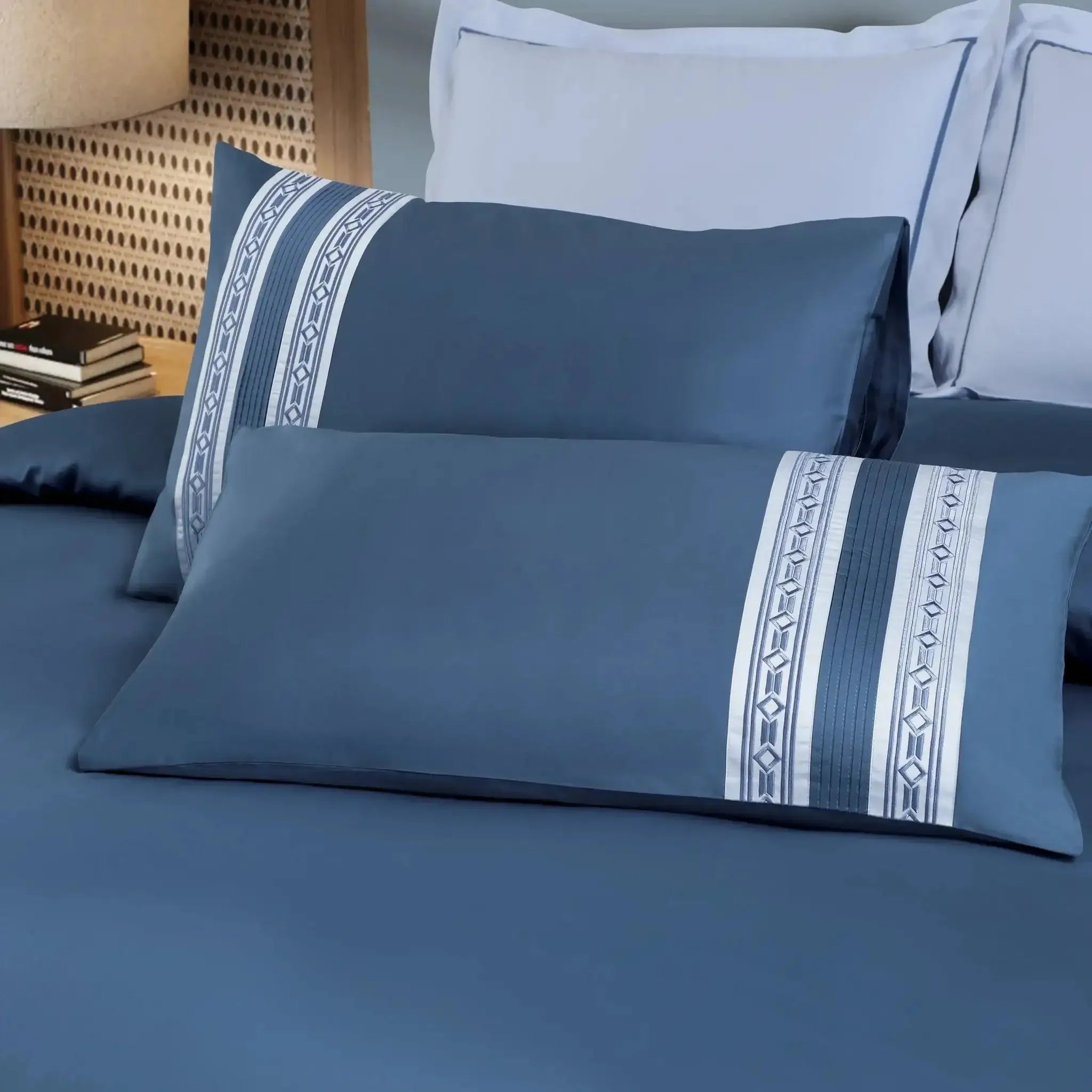 Malako Luxe Collection 550 TC Legion Blue Premium Embroidered Bedding
