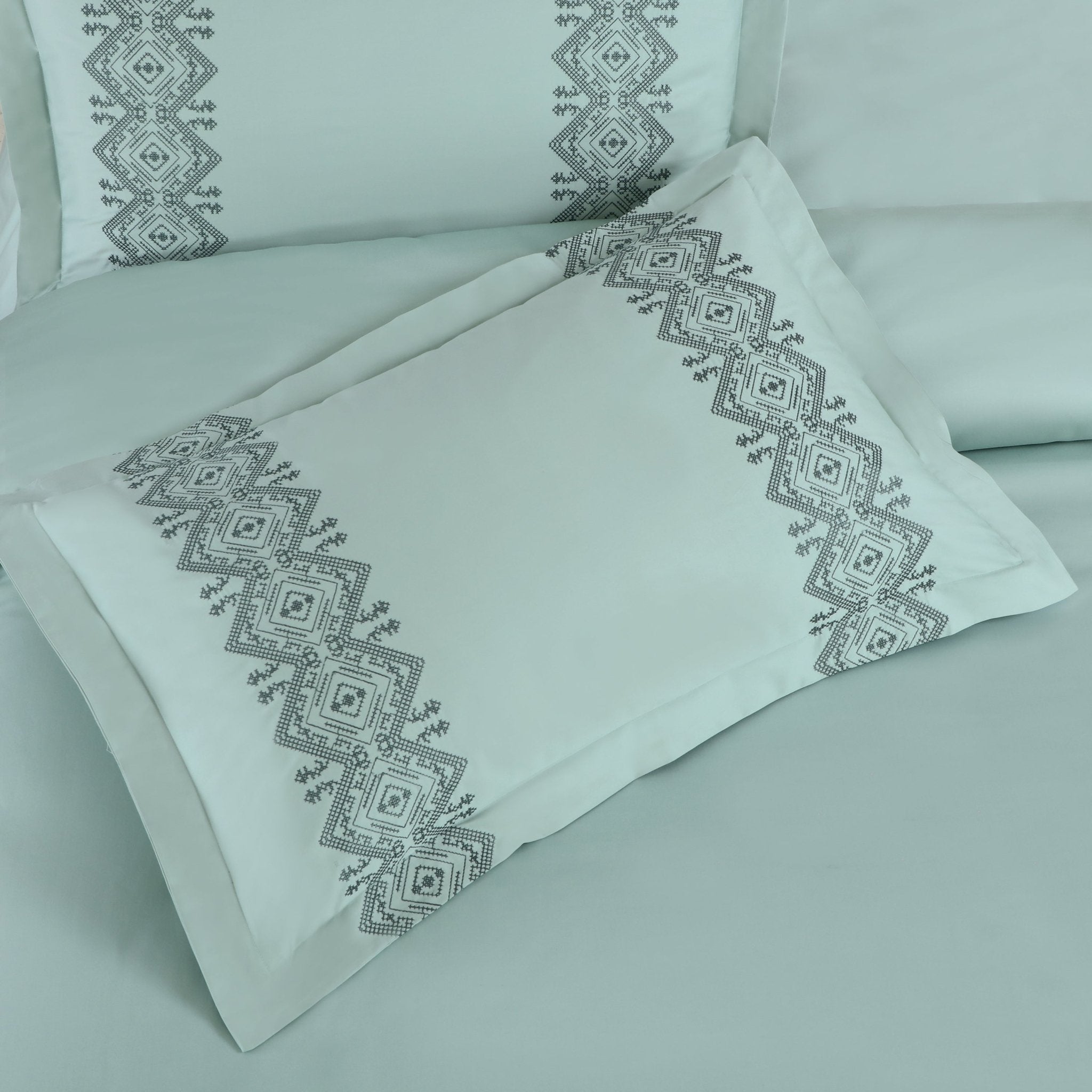 Malako Luxe Collection: 550 TC Mint Green Premium Embroidered Bedding - MALAKO