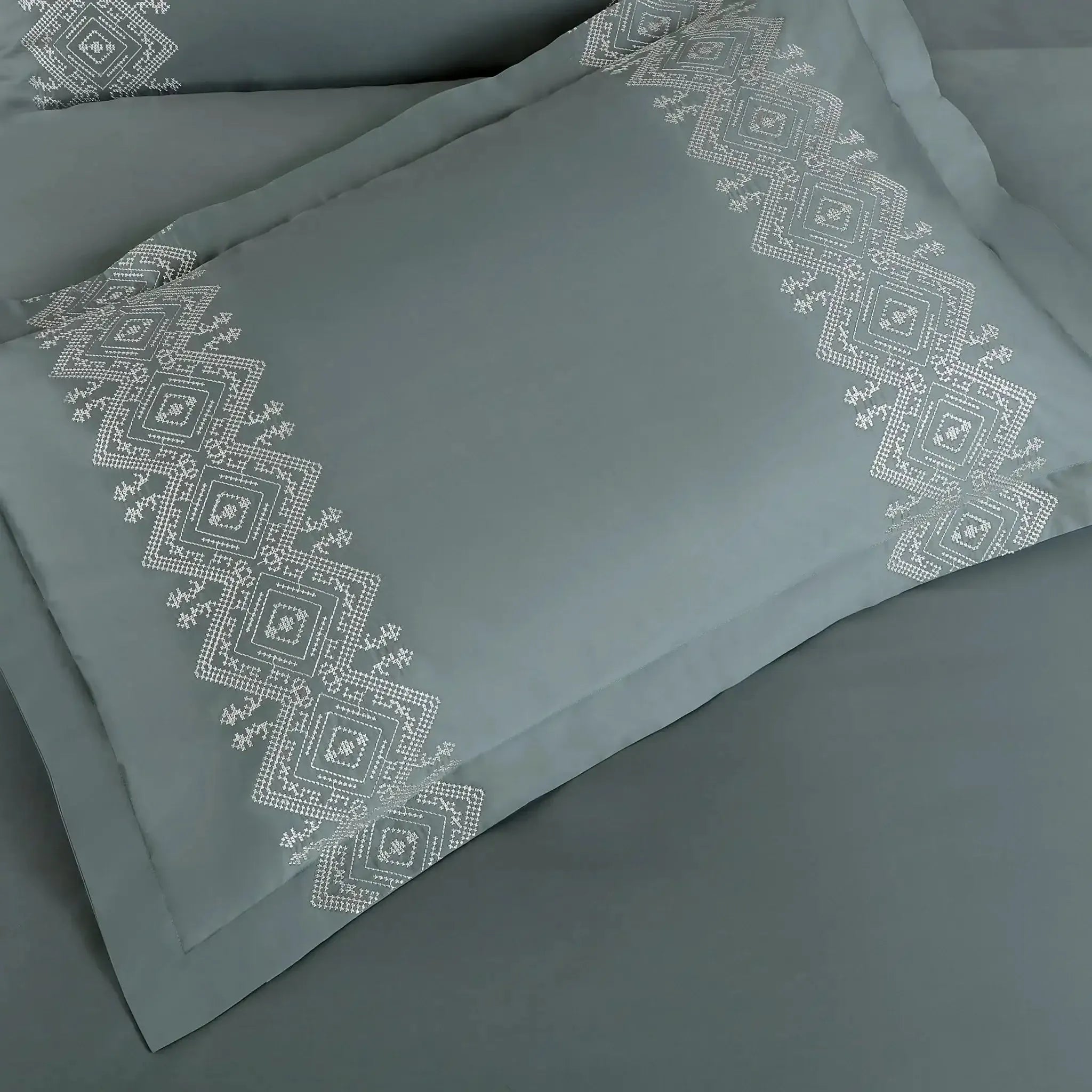 Malako Luxe Collection 550 TC Olive Green Premium Embroidered Bedding